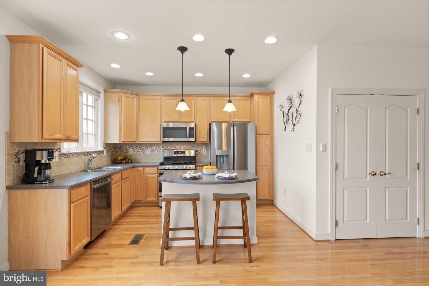 11823 WHITWORTH CANNON LN, BRISTOW, Virginia 20136, 4 Bedrooms Bedrooms, ,3 BathroomsBathrooms,Residential,For sale,11823 WHITWORTH CANNON LN,VAPW2100386 MLS # VAPW2100386