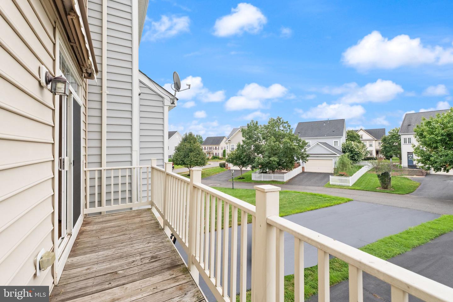 11823 WHITWORTH CANNON LN, BRISTOW, Virginia 20136, 4 Bedrooms Bedrooms, ,3 BathroomsBathrooms,Residential,For sale,11823 WHITWORTH CANNON LN,VAPW2100386 MLS # VAPW2100386