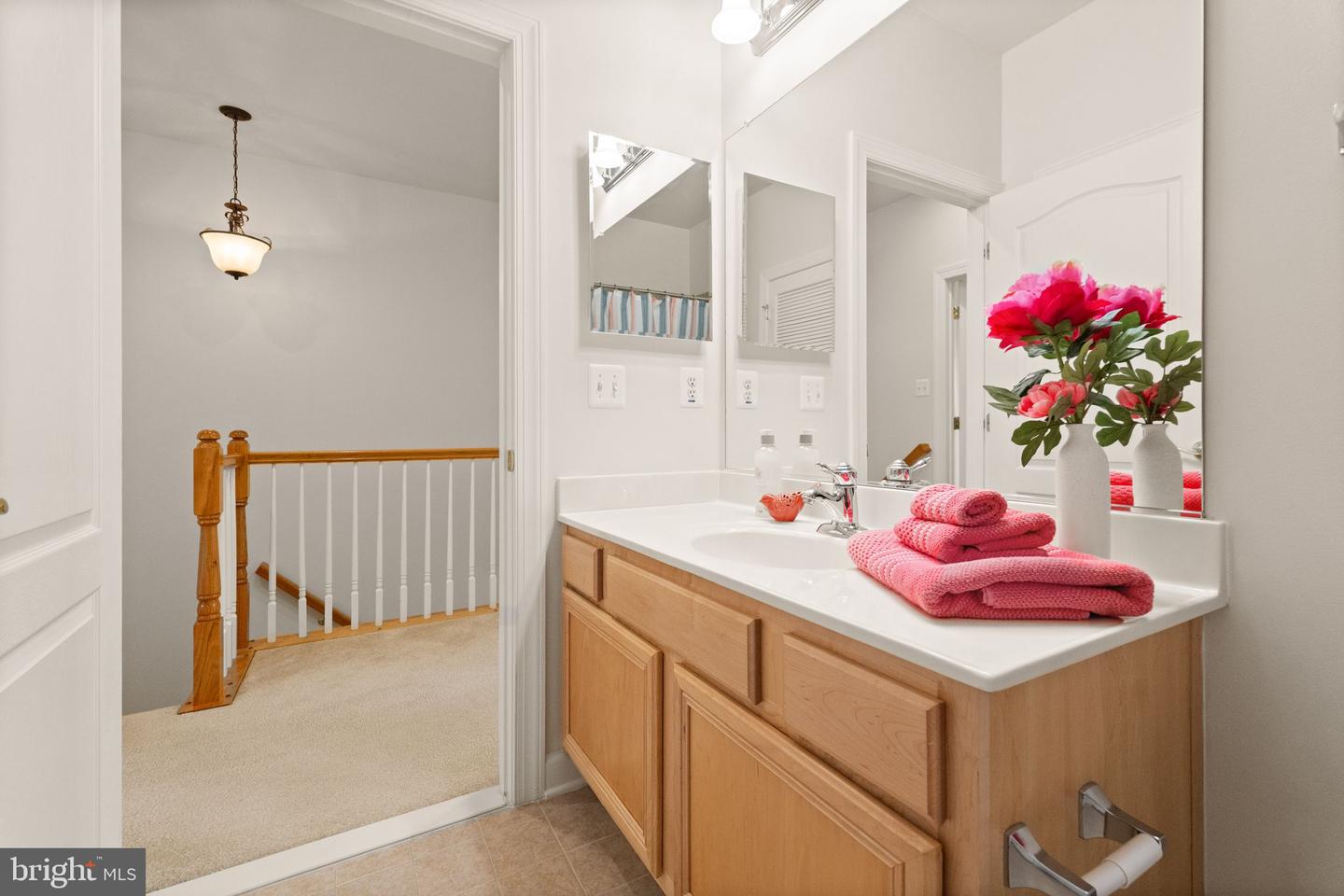11823 WHITWORTH CANNON LN, BRISTOW, Virginia 20136, 4 Bedrooms Bedrooms, ,3 BathroomsBathrooms,Residential,For sale,11823 WHITWORTH CANNON LN,VAPW2100386 MLS # VAPW2100386