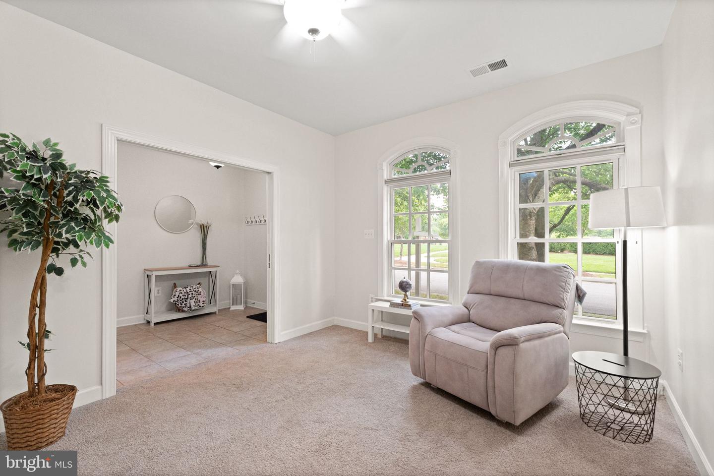 11823 WHITWORTH CANNON LN, BRISTOW, Virginia 20136, 4 Bedrooms Bedrooms, ,3 BathroomsBathrooms,Residential,For sale,11823 WHITWORTH CANNON LN,VAPW2100386 MLS # VAPW2100386