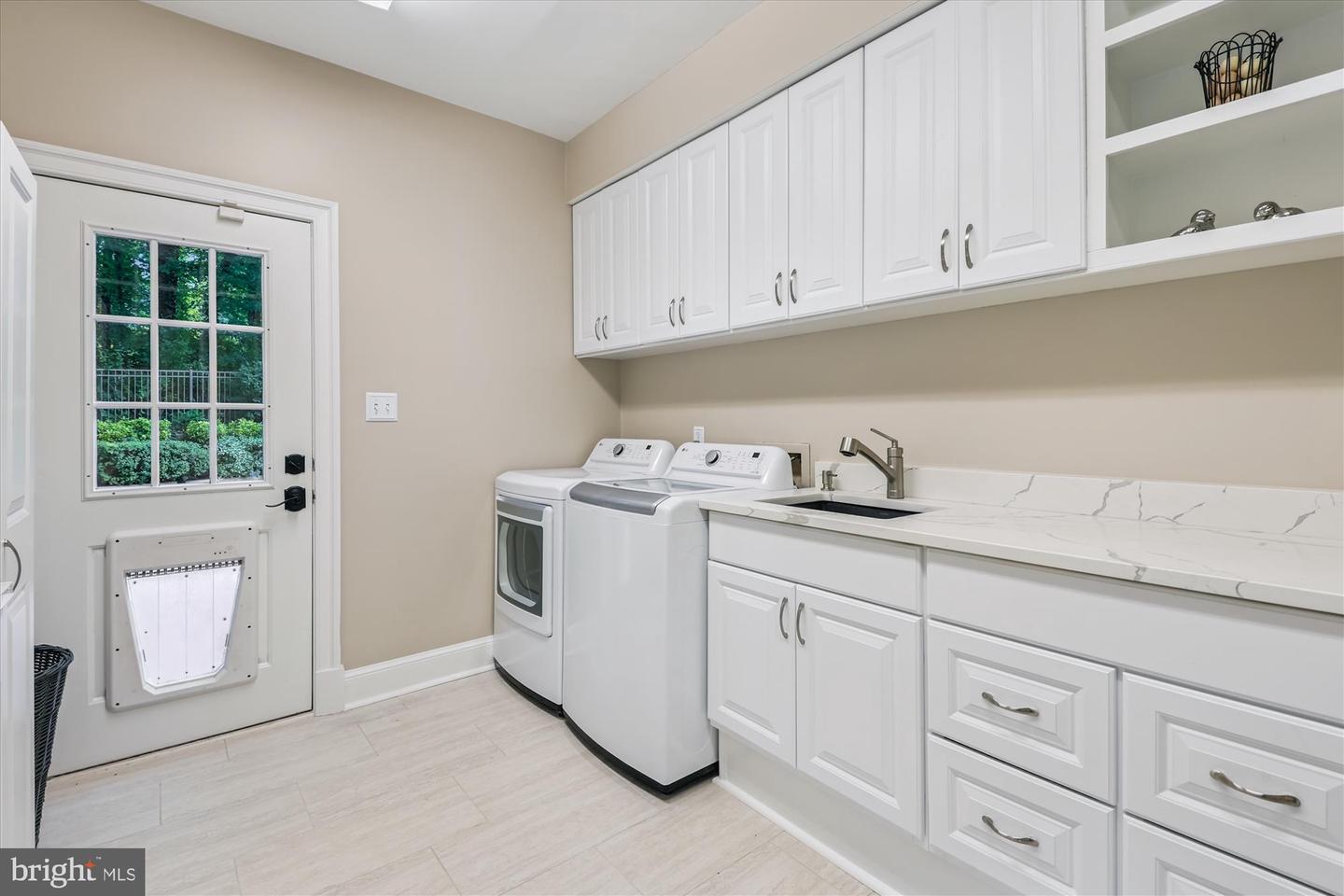 12178 BRECKNOCK ST, OAKTON, Virginia 22124, 4 Bedrooms Bedrooms, ,5 BathroomsBathrooms,Residential,For sale,12178 BRECKNOCK ST,VAFX2258574 MLS # VAFX2258574