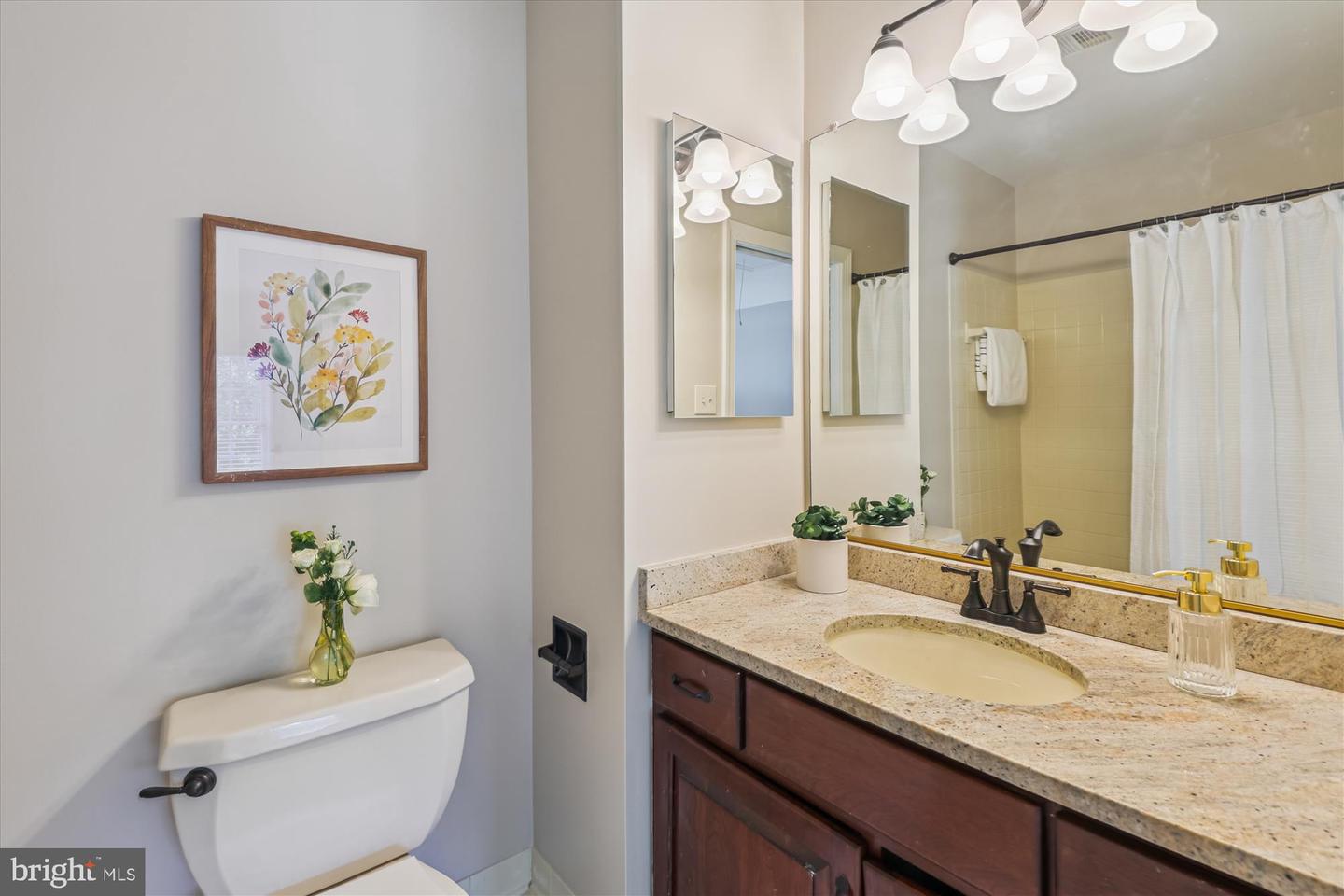12178 BRECKNOCK ST, OAKTON, Virginia 22124, 4 Bedrooms Bedrooms, ,5 BathroomsBathrooms,Residential,For sale,12178 BRECKNOCK ST,VAFX2258574 MLS # VAFX2258574