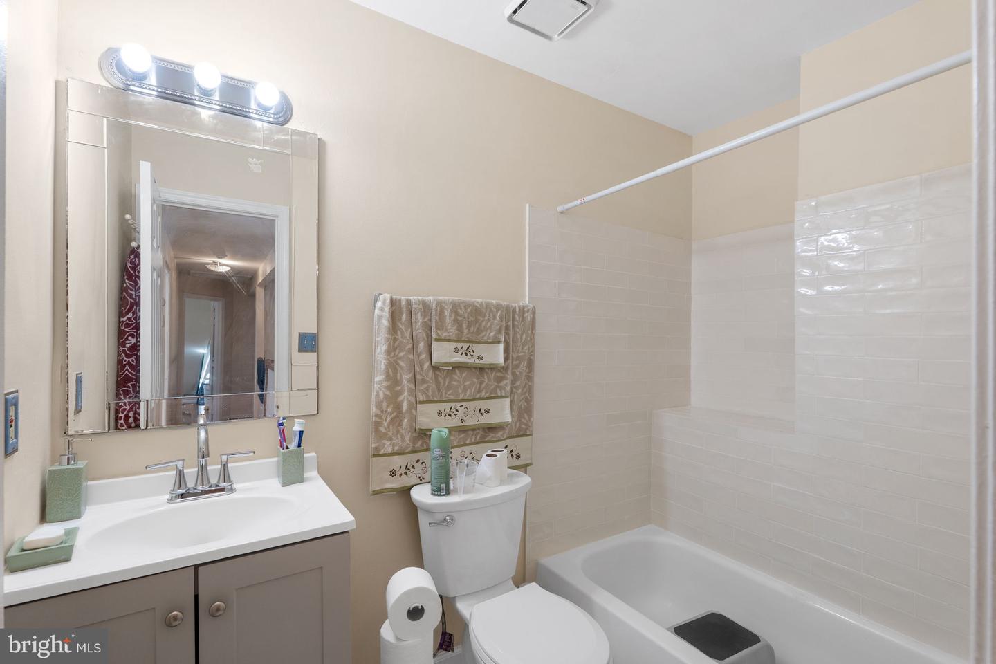 13501 PHOTO DR, WOODBRIDGE, Virginia 22193, 4 Bedrooms Bedrooms, ,2 BathroomsBathrooms,Residential,For sale,13501 PHOTO DR,VAPW2100436 MLS # VAPW2100436