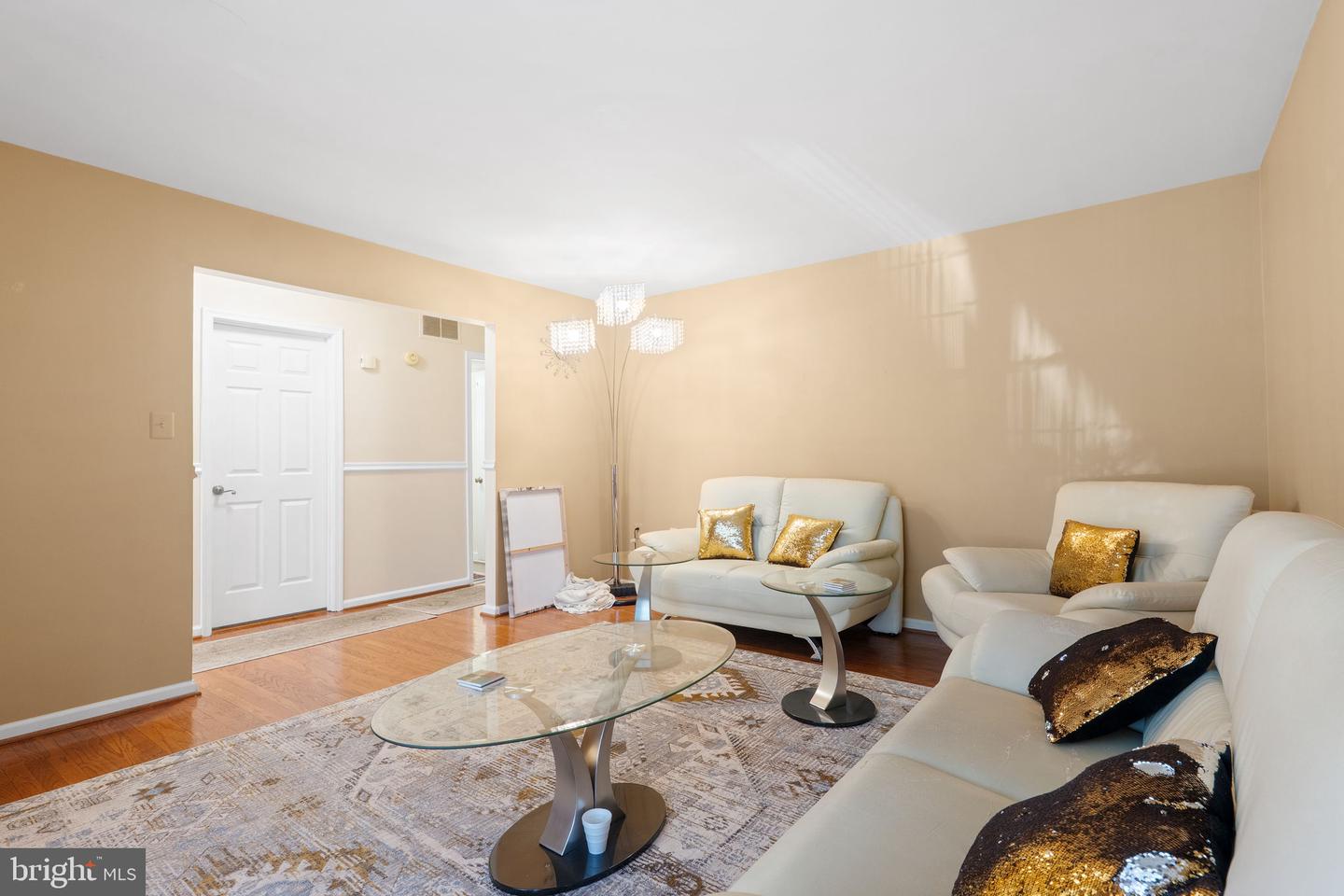 13501 PHOTO DR, WOODBRIDGE, Virginia 22193, 4 Bedrooms Bedrooms, ,2 BathroomsBathrooms,Residential,For sale,13501 PHOTO DR,VAPW2100436 MLS # VAPW2100436