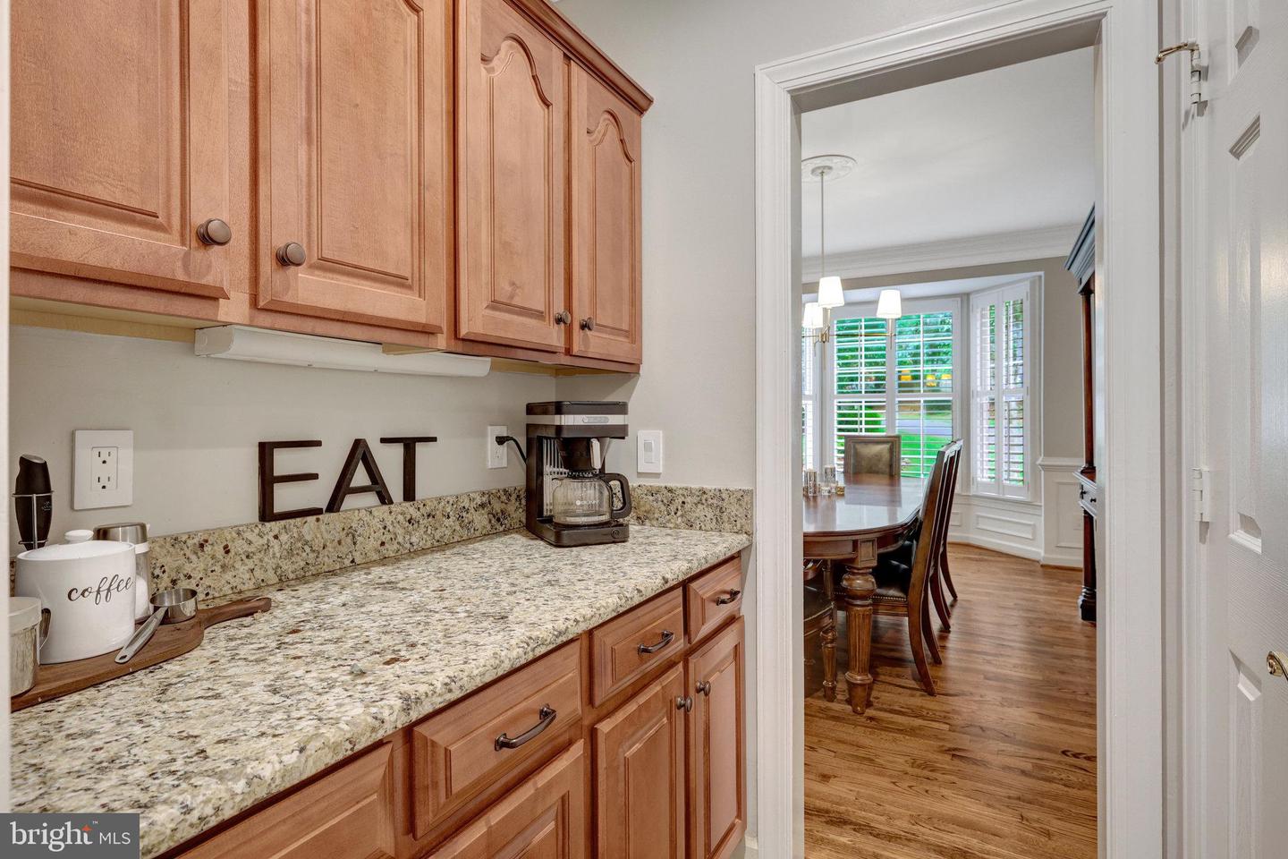 11412 GREEN MOOR, OAKTON, Virginia 22124, 4 Bedrooms Bedrooms, 15 Rooms Rooms,4 BathroomsBathrooms,Residential,For sale,11412 GREEN MOOR,VAFX2258676 MLS # VAFX2258676