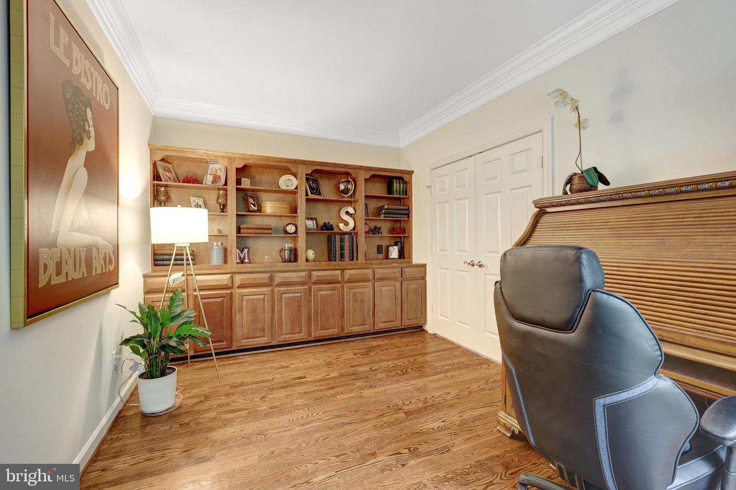 11412 GREEN MOOR, OAKTON, Virginia 22124, 4 Bedrooms Bedrooms, 15 Rooms Rooms,4 BathroomsBathrooms,Residential,For sale,11412 GREEN MOOR,VAFX2258676 MLS # VAFX2258676