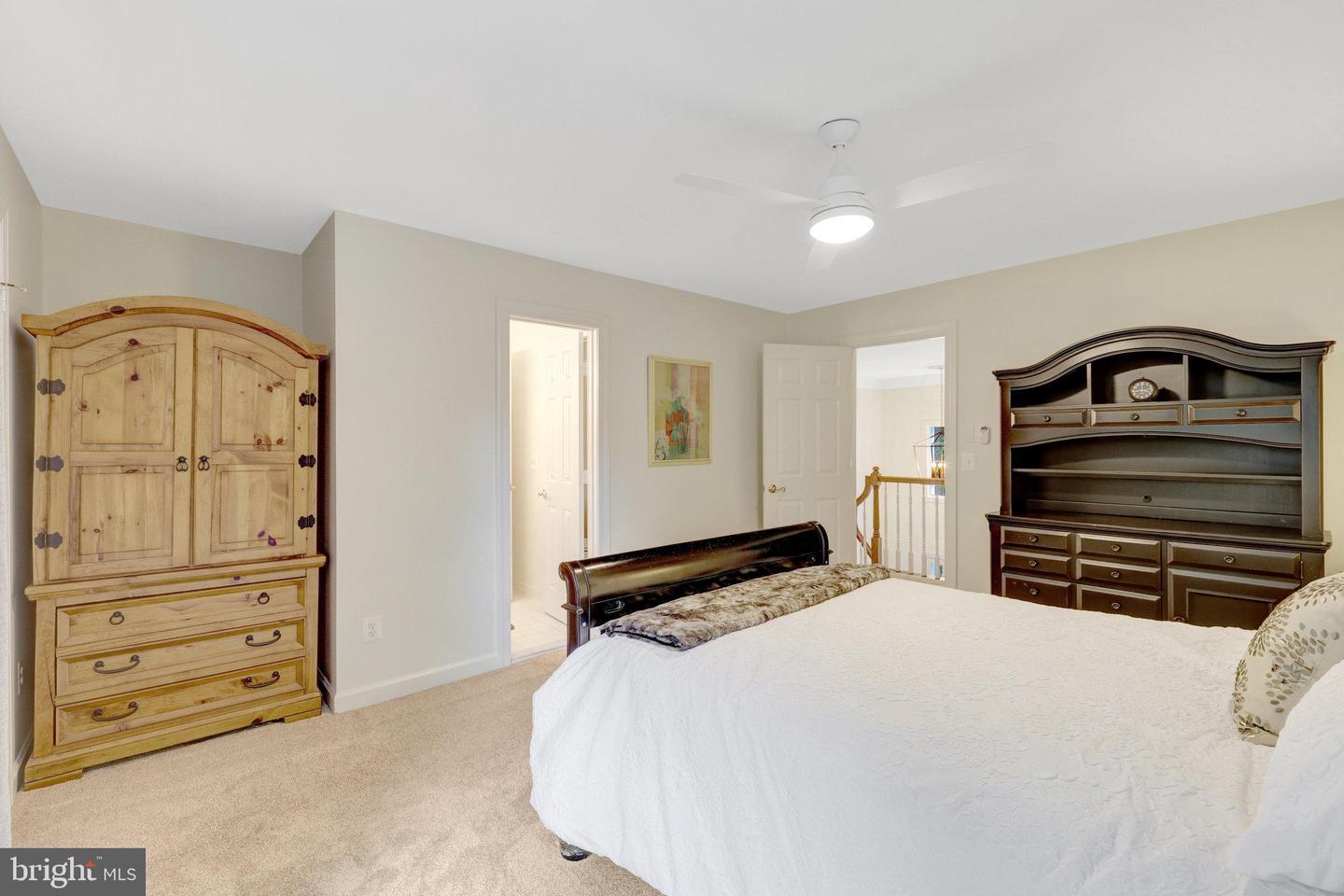 11412 GREEN MOOR, OAKTON, Virginia 22124, 4 Bedrooms Bedrooms, 15 Rooms Rooms,4 BathroomsBathrooms,Residential,For sale,11412 GREEN MOOR,VAFX2258676 MLS # VAFX2258676