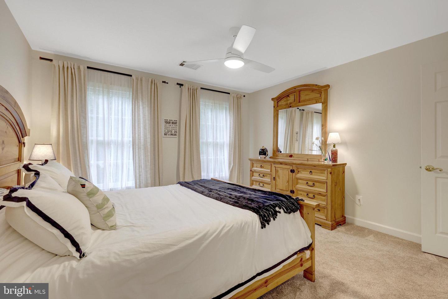 11412 GREEN MOOR, OAKTON, Virginia 22124, 4 Bedrooms Bedrooms, 15 Rooms Rooms,4 BathroomsBathrooms,Residential,For sale,11412 GREEN MOOR,VAFX2258676 MLS # VAFX2258676