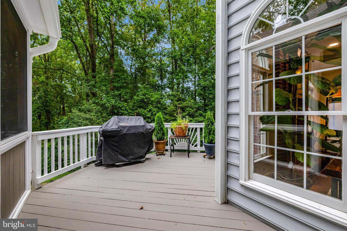11412 GREEN MOOR, OAKTON, Virginia 22124, 4 Bedrooms Bedrooms, 15 Rooms Rooms,4 BathroomsBathrooms,Residential,For sale,11412 GREEN MOOR,VAFX2258676 MLS # VAFX2258676