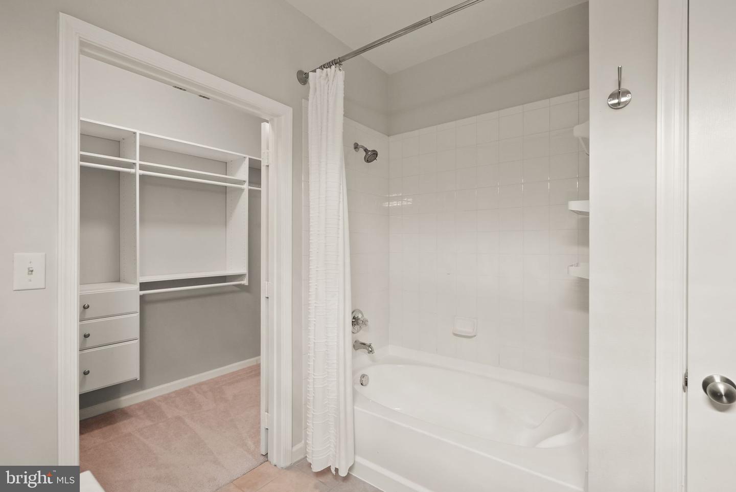 12905 CENTRE PARK CIR #412, HERNDON, Virginia 20171, 2 Bedrooms Bedrooms, ,2 BathroomsBathrooms,Residential,For sale,12905 CENTRE PARK CIR #412,VAFX2258682 MLS # VAFX2258682