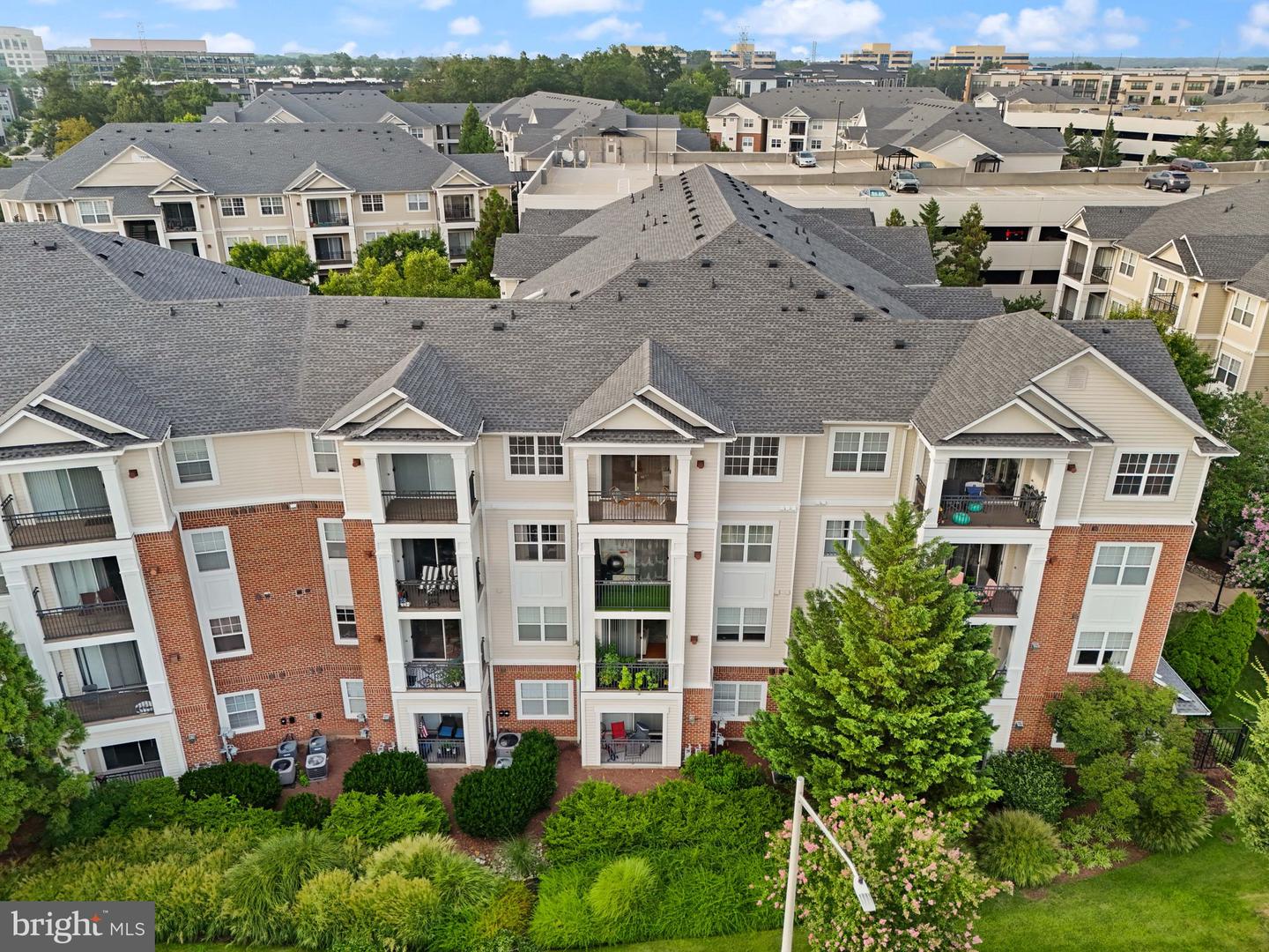 12905 CENTRE PARK CIR #412, HERNDON, Virginia 20171, 2 Bedrooms Bedrooms, ,2 BathroomsBathrooms,Residential,For sale,12905 CENTRE PARK CIR #412,VAFX2258682 MLS # VAFX2258682