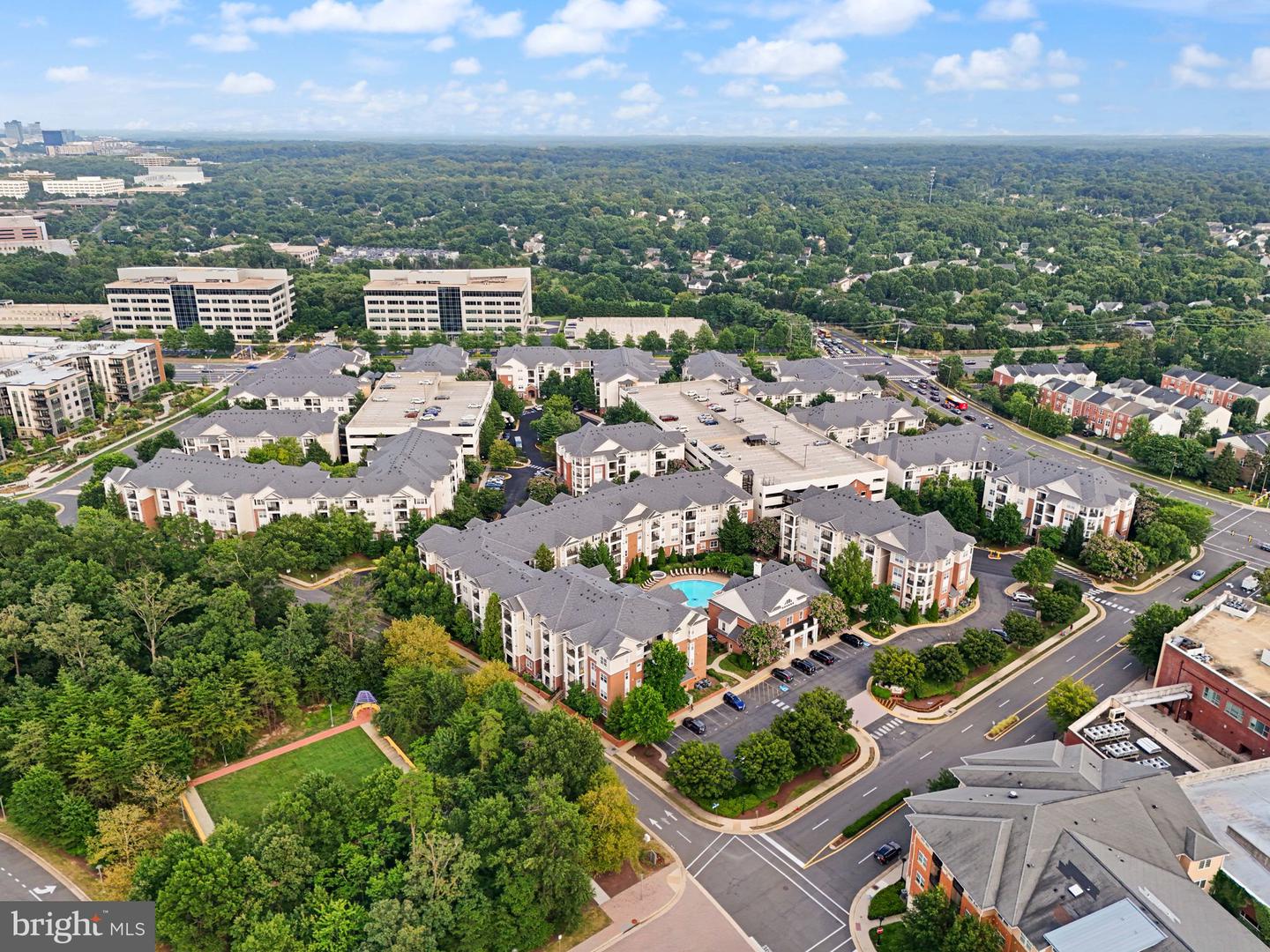 12905 CENTRE PARK CIR #412, HERNDON, Virginia 20171, 2 Bedrooms Bedrooms, ,2 BathroomsBathrooms,Residential,For sale,12905 CENTRE PARK CIR #412,VAFX2258682 MLS # VAFX2258682