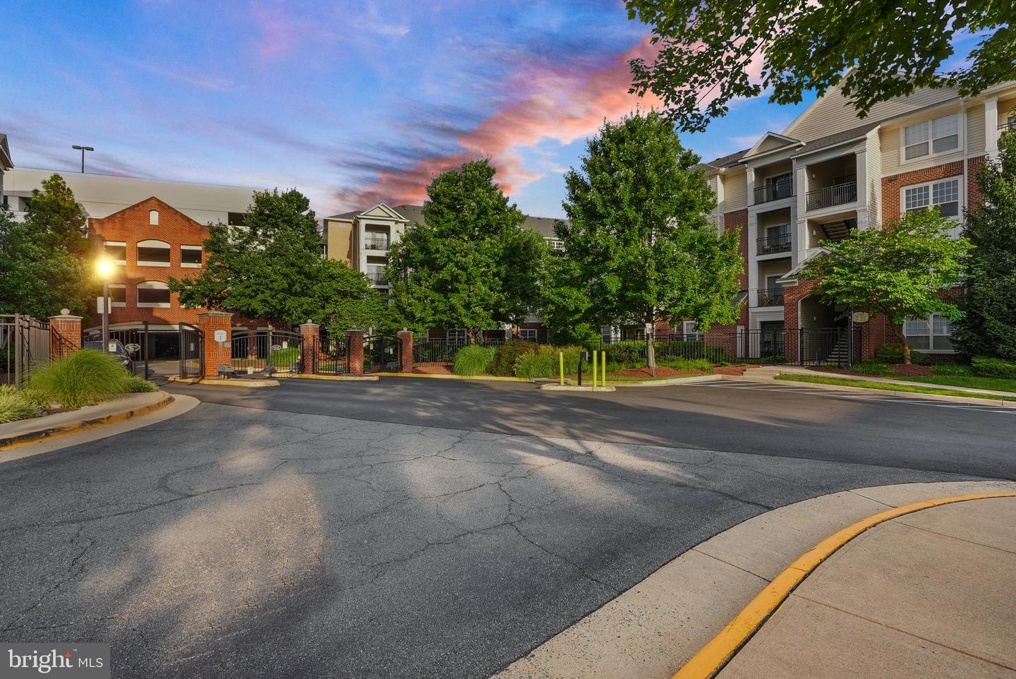 12905 CENTRE PARK CIR #412, HERNDON, Virginia 20171, 2 Bedrooms Bedrooms, ,2 BathroomsBathrooms,Residential,For sale,12905 CENTRE PARK CIR #412,VAFX2258682 MLS # VAFX2258682