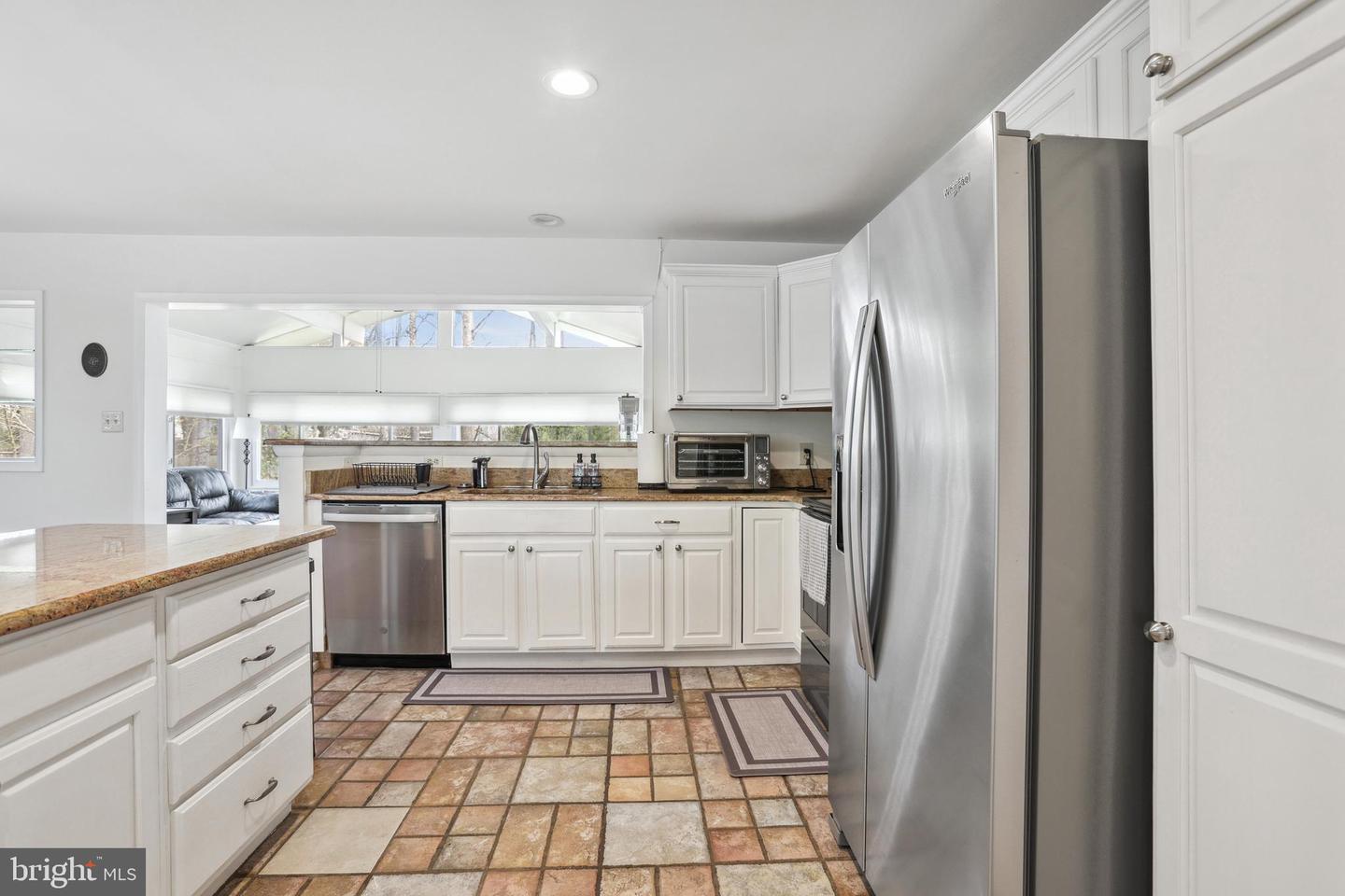8305 FORT HUNT RD, ALEXANDRIA, Virginia 22308, 4 Bedrooms Bedrooms, ,3 BathroomsBathrooms,Residential,For sale,8305 FORT HUNT RD,VAFX2258700 MLS # VAFX2258700