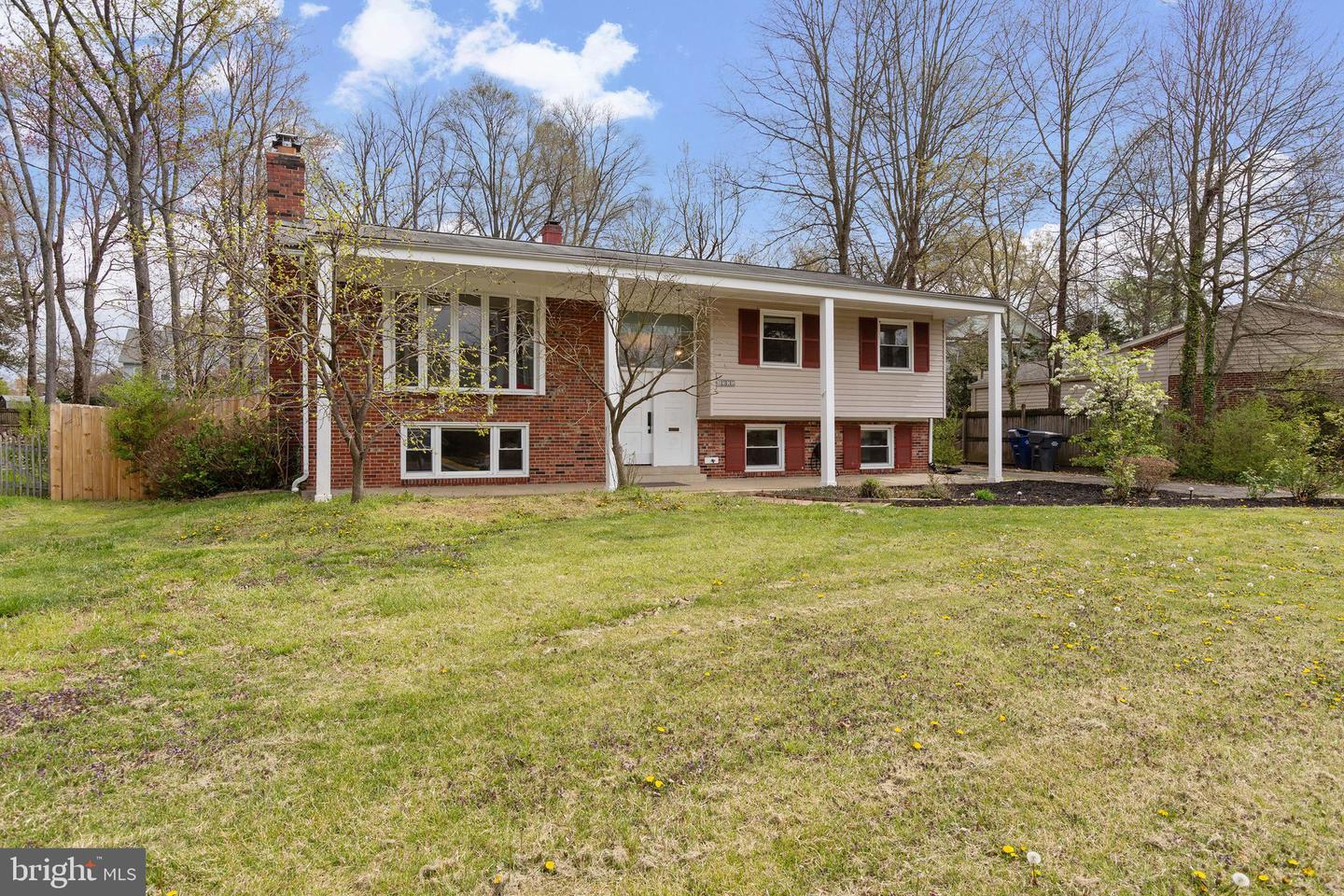 8305 FORT HUNT RD, ALEXANDRIA, Virginia 22308, 4 Bedrooms Bedrooms, ,3 BathroomsBathrooms,Residential,For sale,8305 FORT HUNT RD,VAFX2258700 MLS # VAFX2258700