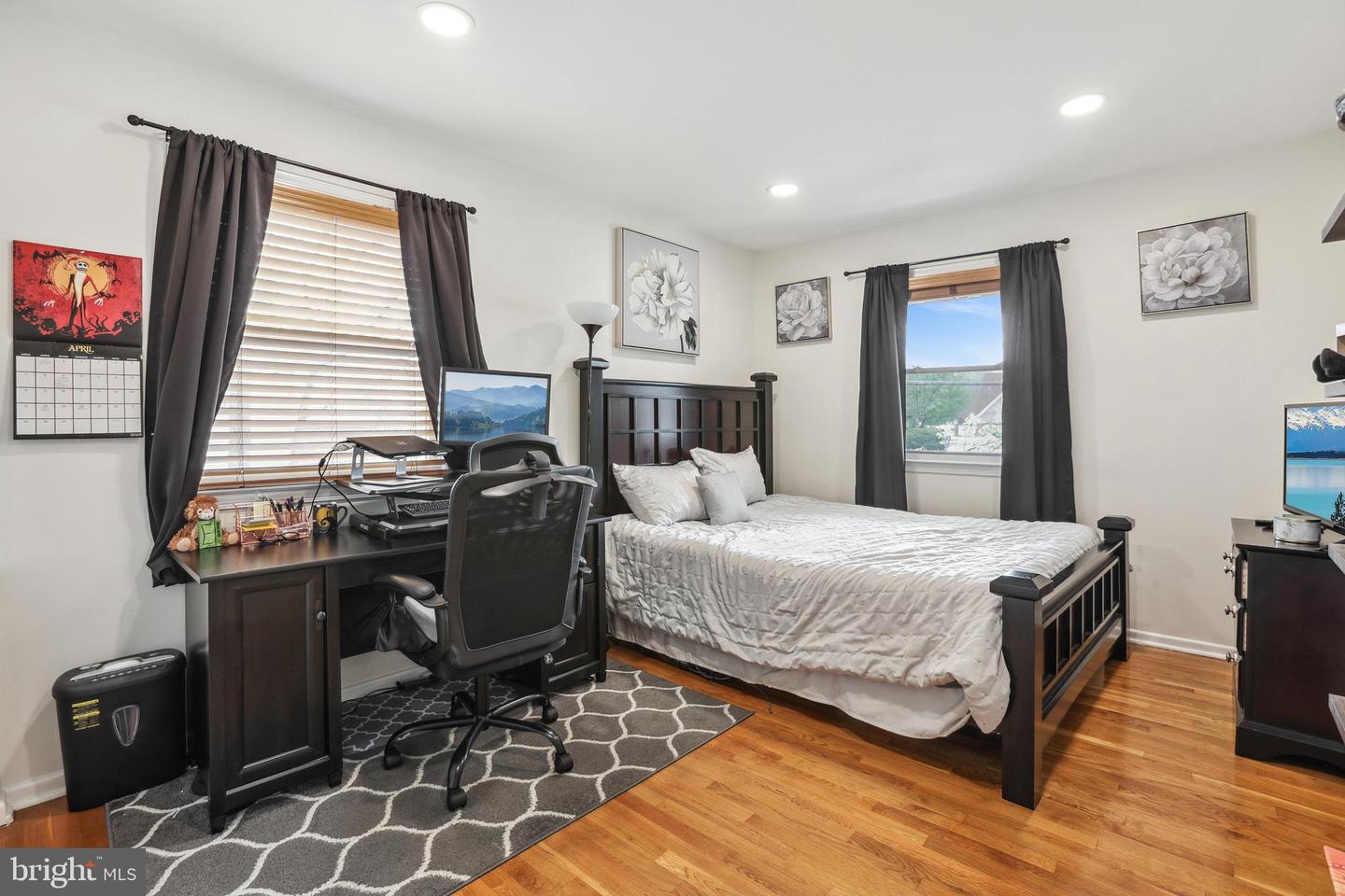 8305 FORT HUNT RD, ALEXANDRIA, Virginia 22308, 4 Bedrooms Bedrooms, ,3 BathroomsBathrooms,Residential,For sale,8305 FORT HUNT RD,VAFX2258700 MLS # VAFX2258700