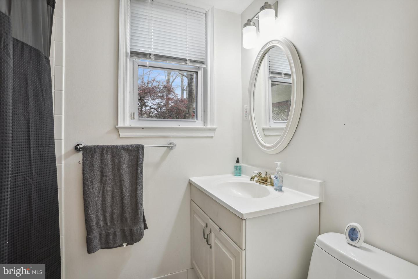 8305 FORT HUNT RD, ALEXANDRIA, Virginia 22308, 4 Bedrooms Bedrooms, ,3 BathroomsBathrooms,Residential,For sale,8305 FORT HUNT RD,VAFX2258700 MLS # VAFX2258700