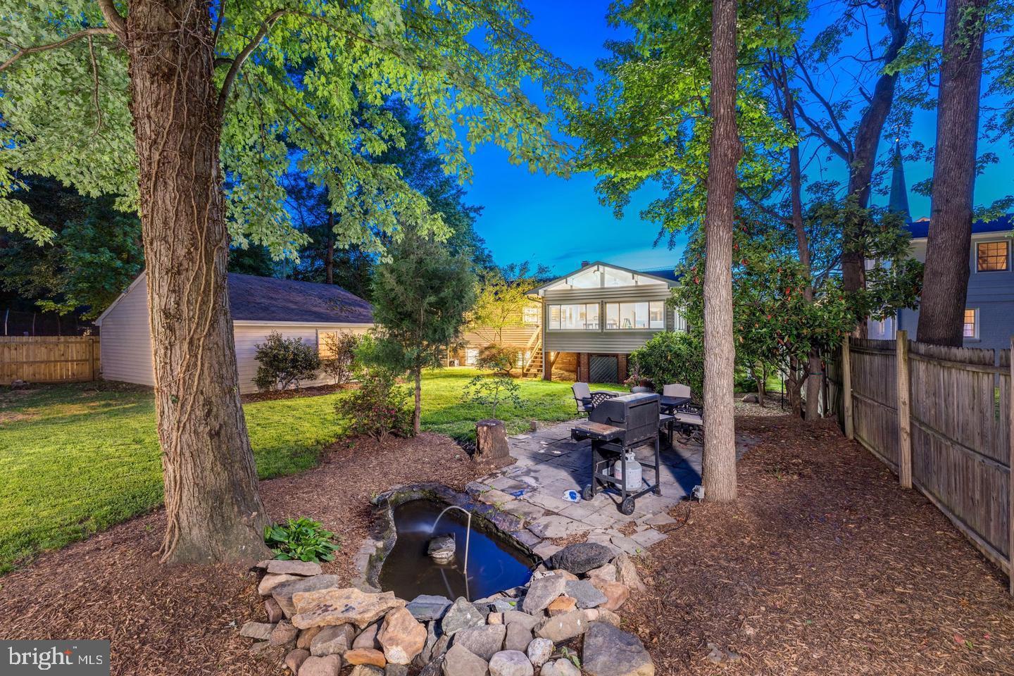 8305 FORT HUNT RD, ALEXANDRIA, Virginia 22308, 4 Bedrooms Bedrooms, ,3 BathroomsBathrooms,Residential,For sale,8305 FORT HUNT RD,VAFX2258700 MLS # VAFX2258700