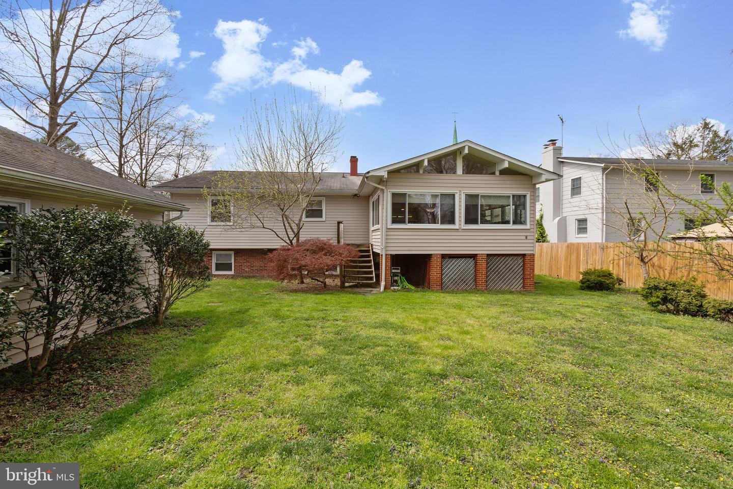 8305 FORT HUNT RD, ALEXANDRIA, Virginia 22308, 4 Bedrooms Bedrooms, ,3 BathroomsBathrooms,Residential,For sale,8305 FORT HUNT RD,VAFX2258700 MLS # VAFX2258700