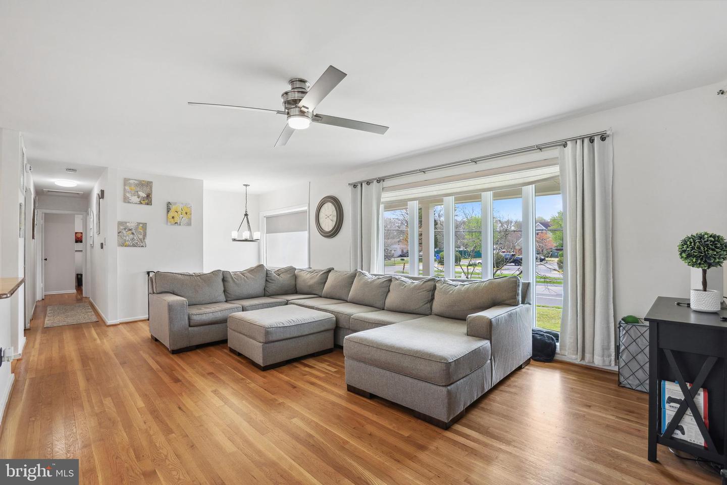 8305 FORT HUNT RD, ALEXANDRIA, Virginia 22308, 4 Bedrooms Bedrooms, ,3 BathroomsBathrooms,Residential,For sale,8305 FORT HUNT RD,VAFX2258700 MLS # VAFX2258700