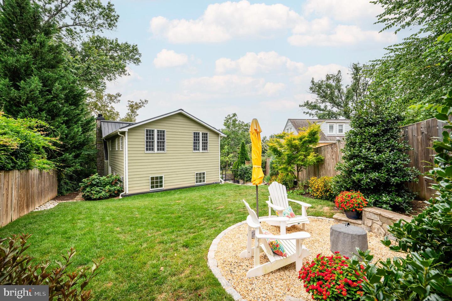 116 N EARLEY ST, ALEXANDRIA, Virginia 22304, 4 Bedrooms Bedrooms, 14 Rooms Rooms,3 BathroomsBathrooms,Residential,For sale,116 N EARLEY ST,VAAX2048096 MLS # VAAX2048096