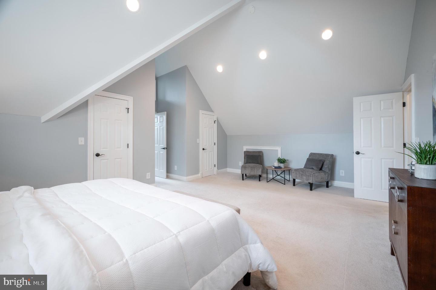 116 N EARLEY ST, ALEXANDRIA, Virginia 22304, 4 Bedrooms Bedrooms, 14 Rooms Rooms,3 BathroomsBathrooms,Residential,For sale,116 N EARLEY ST,VAAX2048096 MLS # VAAX2048096