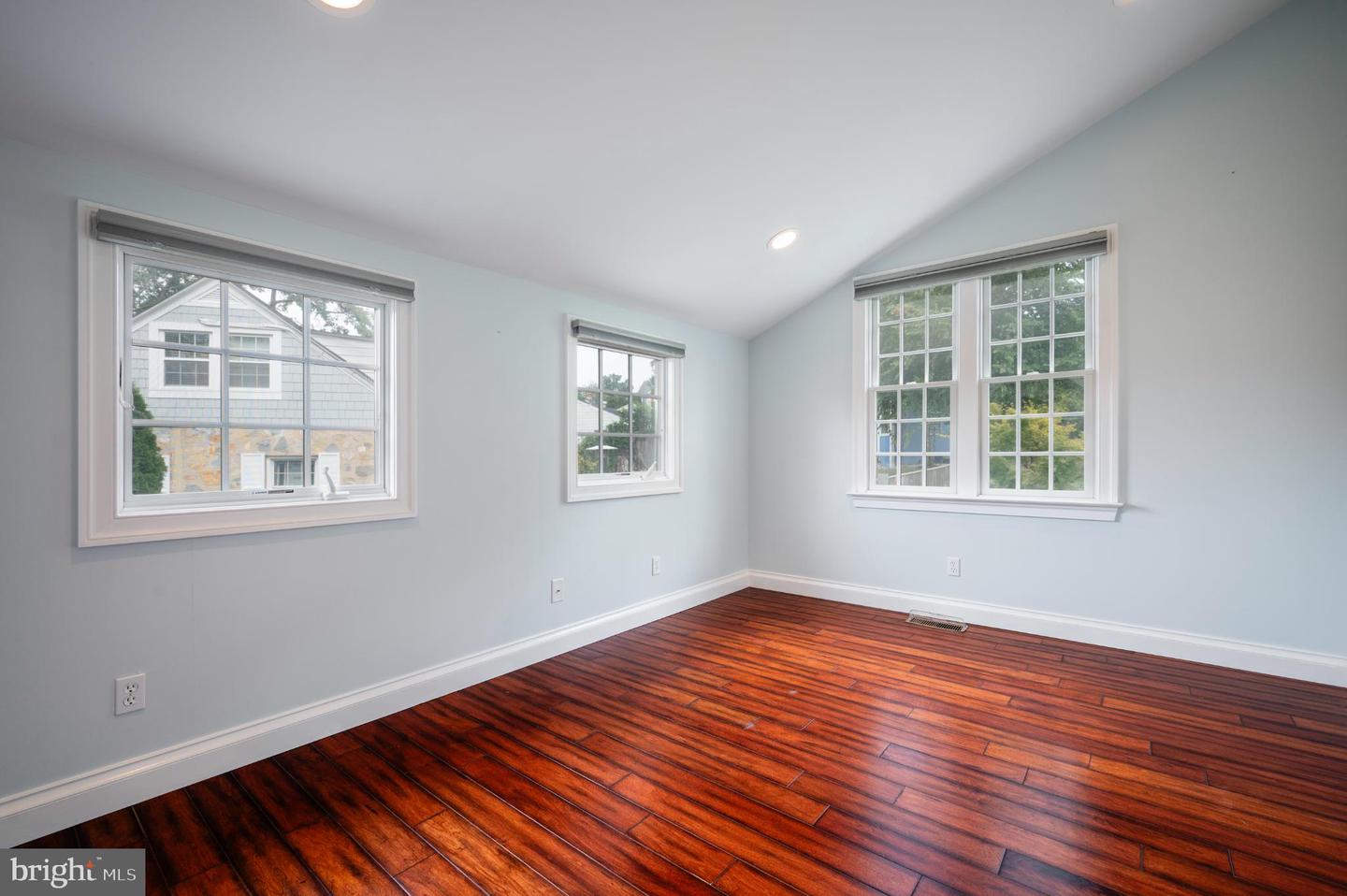 116 N EARLEY ST, ALEXANDRIA, Virginia 22304, 4 Bedrooms Bedrooms, 14 Rooms Rooms,3 BathroomsBathrooms,Residential,For sale,116 N EARLEY ST,VAAX2048096 MLS # VAAX2048096