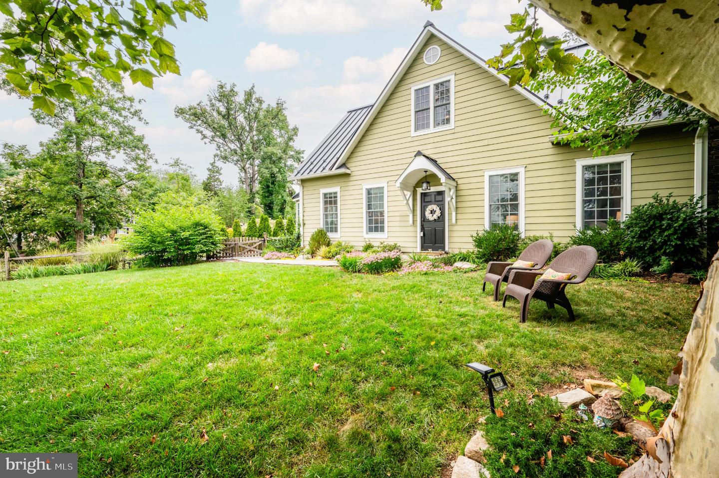 116 N EARLEY ST, ALEXANDRIA, Virginia 22304, 4 Bedrooms Bedrooms, 14 Rooms Rooms,3 BathroomsBathrooms,Residential,For sale,116 N EARLEY ST,VAAX2048096 MLS # VAAX2048096