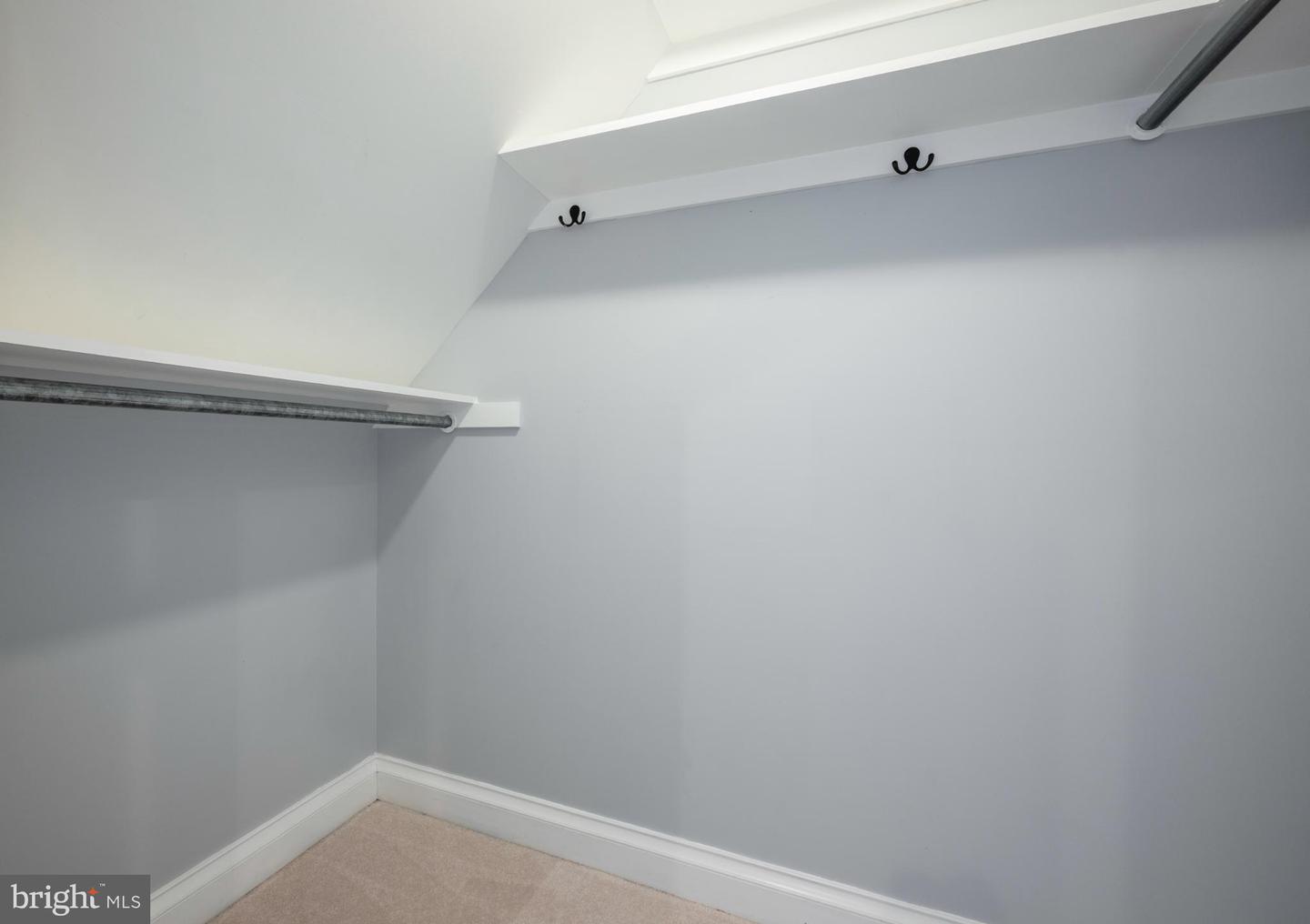 116 N EARLEY ST, ALEXANDRIA, Virginia 22304, 4 Bedrooms Bedrooms, 14 Rooms Rooms,3 BathroomsBathrooms,Residential,For sale,116 N EARLEY ST,VAAX2048096 MLS # VAAX2048096