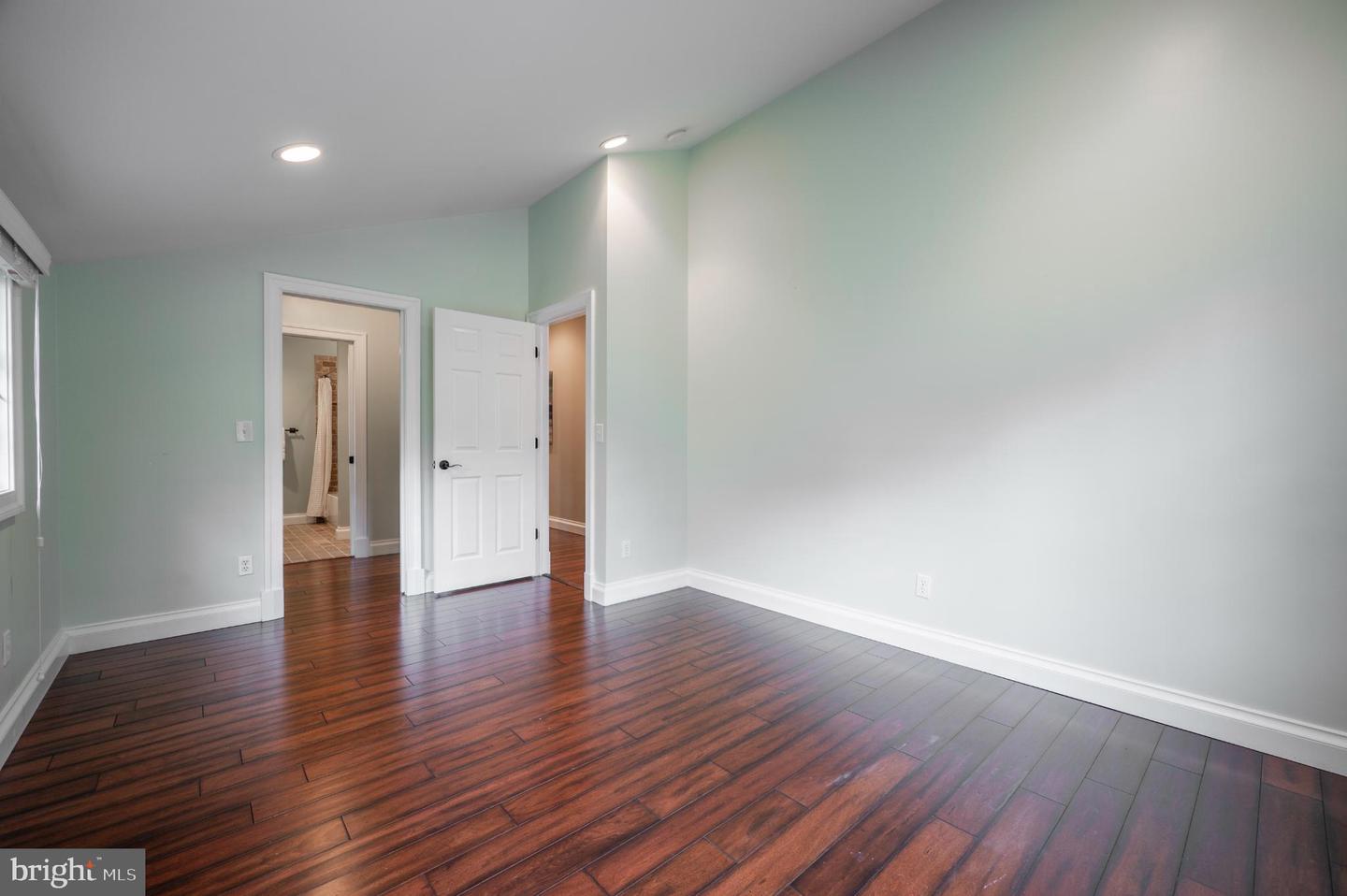 116 N EARLEY ST, ALEXANDRIA, Virginia 22304, 4 Bedrooms Bedrooms, 14 Rooms Rooms,3 BathroomsBathrooms,Residential,For sale,116 N EARLEY ST,VAAX2048096 MLS # VAAX2048096