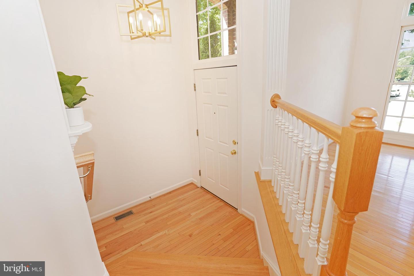 12451 ROSE PATH CIR, FAIRFAX, Virginia 22033, 3 Bedrooms Bedrooms, ,2 BathroomsBathrooms,Residential,For sale,12451 ROSE PATH CIR,VAFX2258894 MLS # VAFX2258894