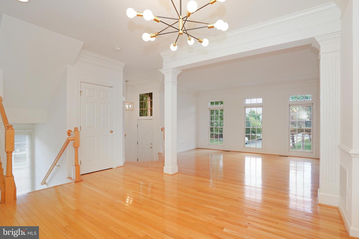 12451 ROSE PATH CIR, FAIRFAX, Virginia 22033, 3 Bedrooms Bedrooms, ,2 BathroomsBathrooms,Residential,For sale,12451 ROSE PATH CIR,VAFX2258894 MLS # VAFX2258894