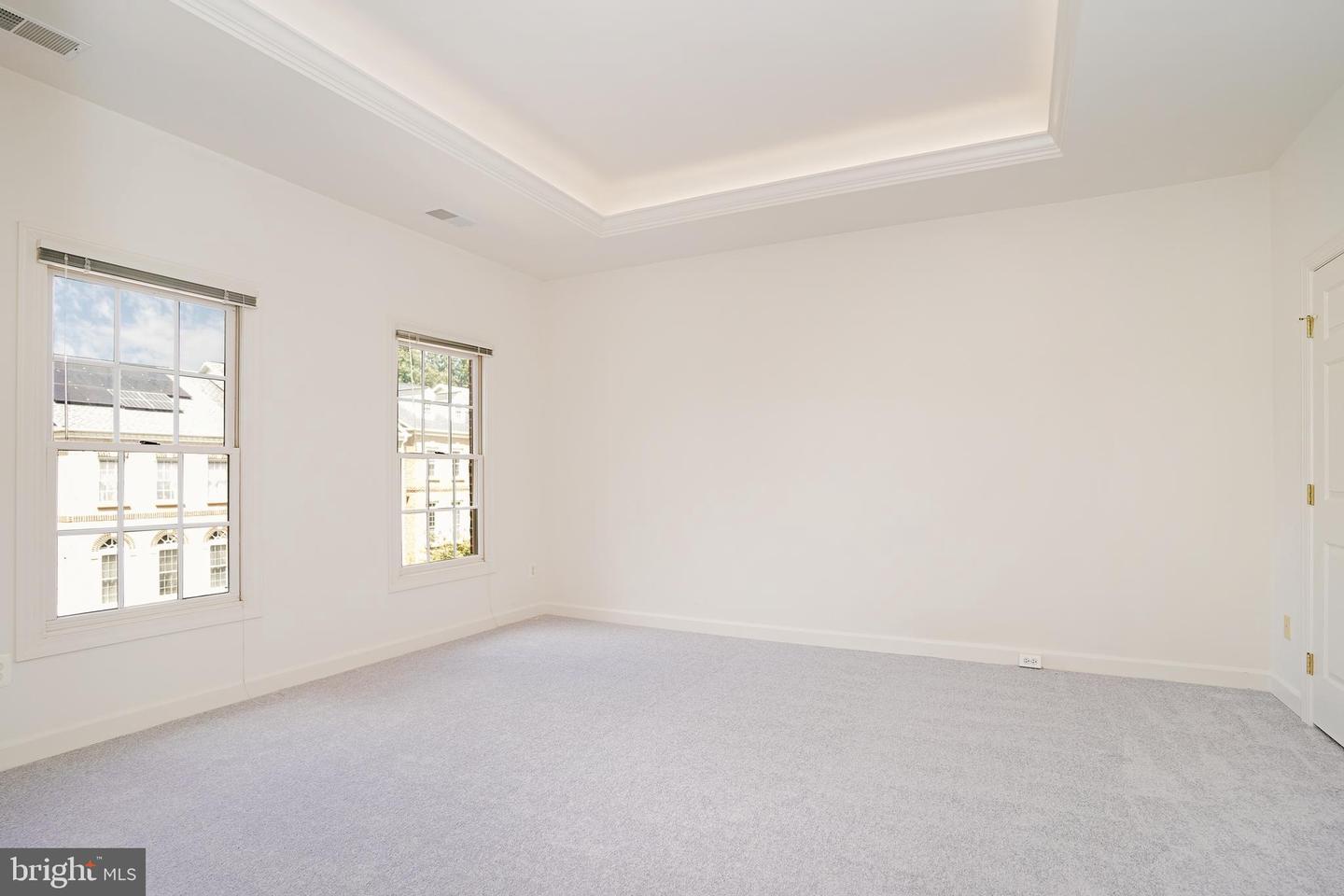 12451 ROSE PATH CIR, FAIRFAX, Virginia 22033, 3 Bedrooms Bedrooms, ,2 BathroomsBathrooms,Residential,For sale,12451 ROSE PATH CIR,VAFX2258894 MLS # VAFX2258894