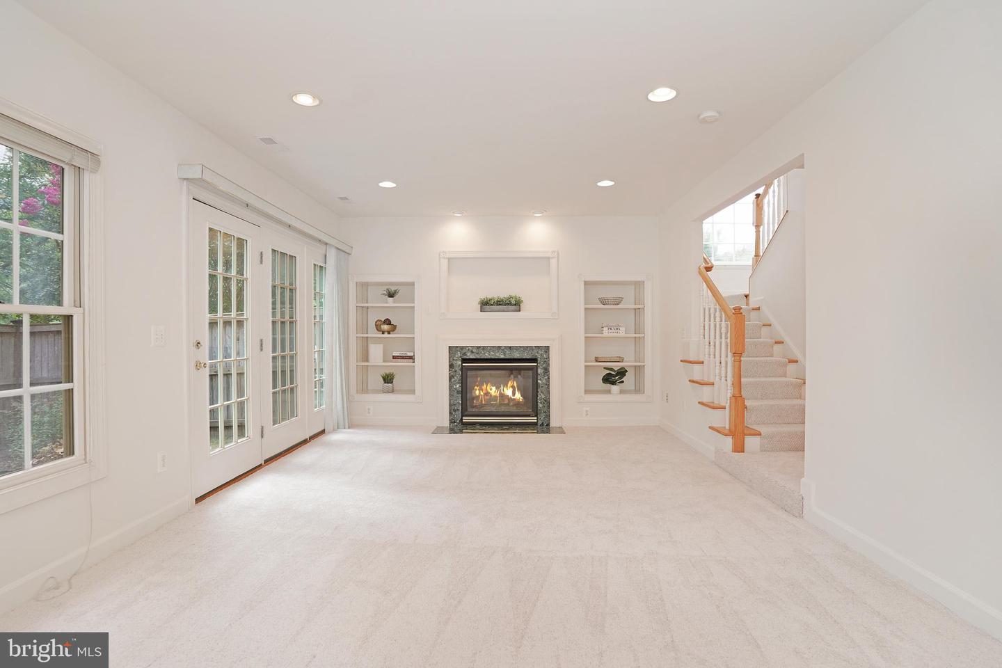 12451 ROSE PATH CIR, FAIRFAX, Virginia 22033, 3 Bedrooms Bedrooms, ,2 BathroomsBathrooms,Residential,For sale,12451 ROSE PATH CIR,VAFX2258894 MLS # VAFX2258894