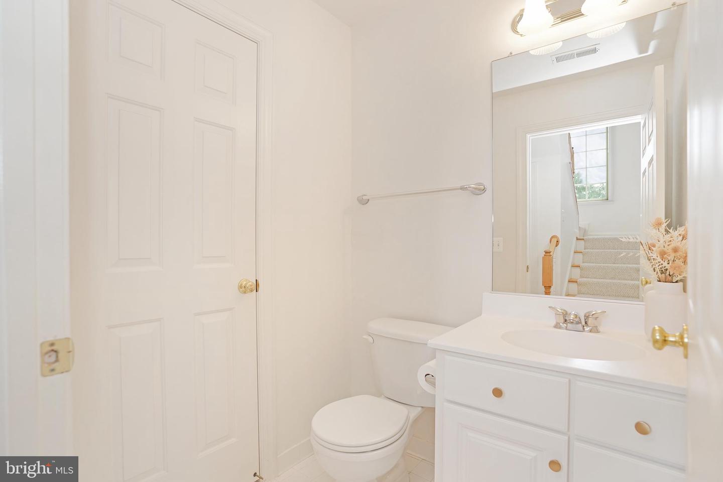 12451 ROSE PATH CIR, FAIRFAX, Virginia 22033, 3 Bedrooms Bedrooms, ,2 BathroomsBathrooms,Residential,For sale,12451 ROSE PATH CIR,VAFX2258894 MLS # VAFX2258894