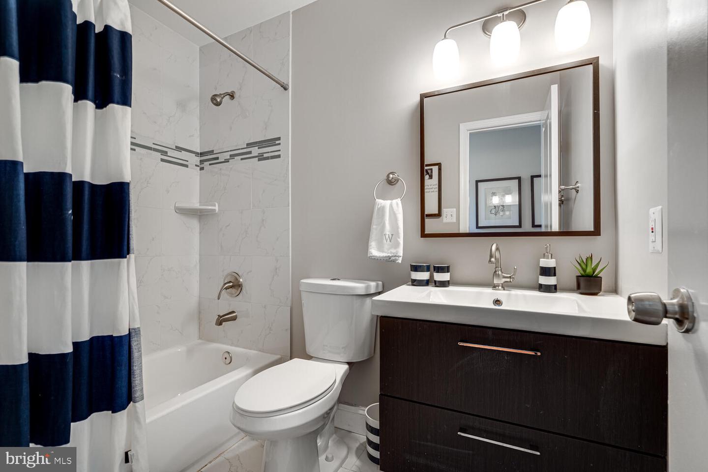 2091 COBBLESTONE LN, RESTON, Virginia 20191, 4 Bedrooms Bedrooms, ,3 BathroomsBathrooms,Residential,For sale,2091 COBBLESTONE LN,VAFX2258896 MLS # VAFX2258896