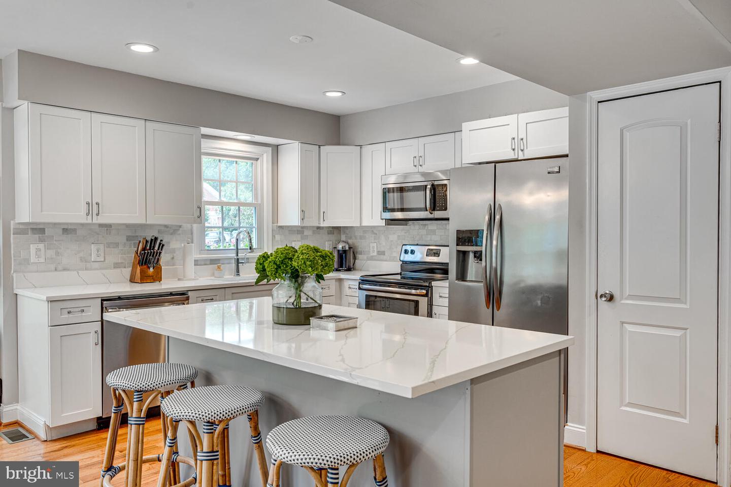 2091 COBBLESTONE LN, RESTON, Virginia 20191, 4 Bedrooms Bedrooms, ,3 BathroomsBathrooms,Residential,For sale,2091 COBBLESTONE LN,VAFX2258896 MLS # VAFX2258896