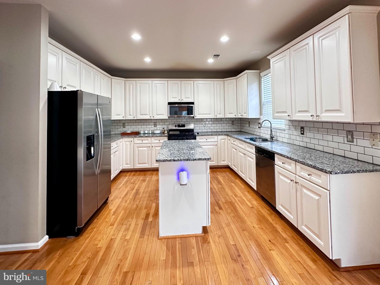 13103 BIGLEAF MAPLE CT, GAINESVILLE, Virginia 20155, 5 Bedrooms Bedrooms, 20 Rooms Rooms,3 BathroomsBathrooms,Residential,For sale,13103 BIGLEAF MAPLE CT,VAPW2100534 MLS # VAPW2100534