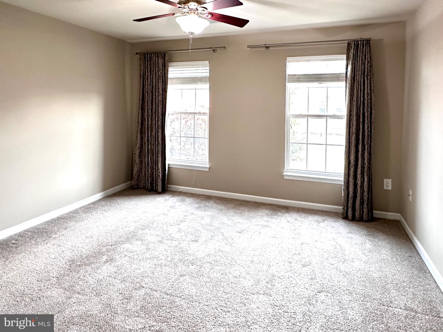 13103 BIGLEAF MAPLE CT, GAINESVILLE, Virginia 20155, 5 Bedrooms Bedrooms, 20 Rooms Rooms,3 BathroomsBathrooms,Residential,For sale,13103 BIGLEAF MAPLE CT,VAPW2100534 MLS # VAPW2100534