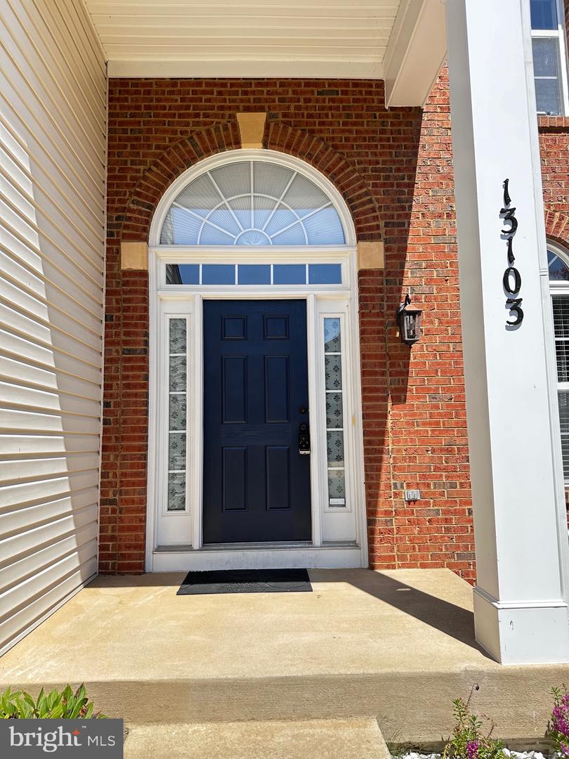 13103 BIGLEAF MAPLE CT, GAINESVILLE, Virginia 20155, 5 Bedrooms Bedrooms, 20 Rooms Rooms,3 BathroomsBathrooms,Residential,For sale,13103 BIGLEAF MAPLE CT,VAPW2100534 MLS # VAPW2100534