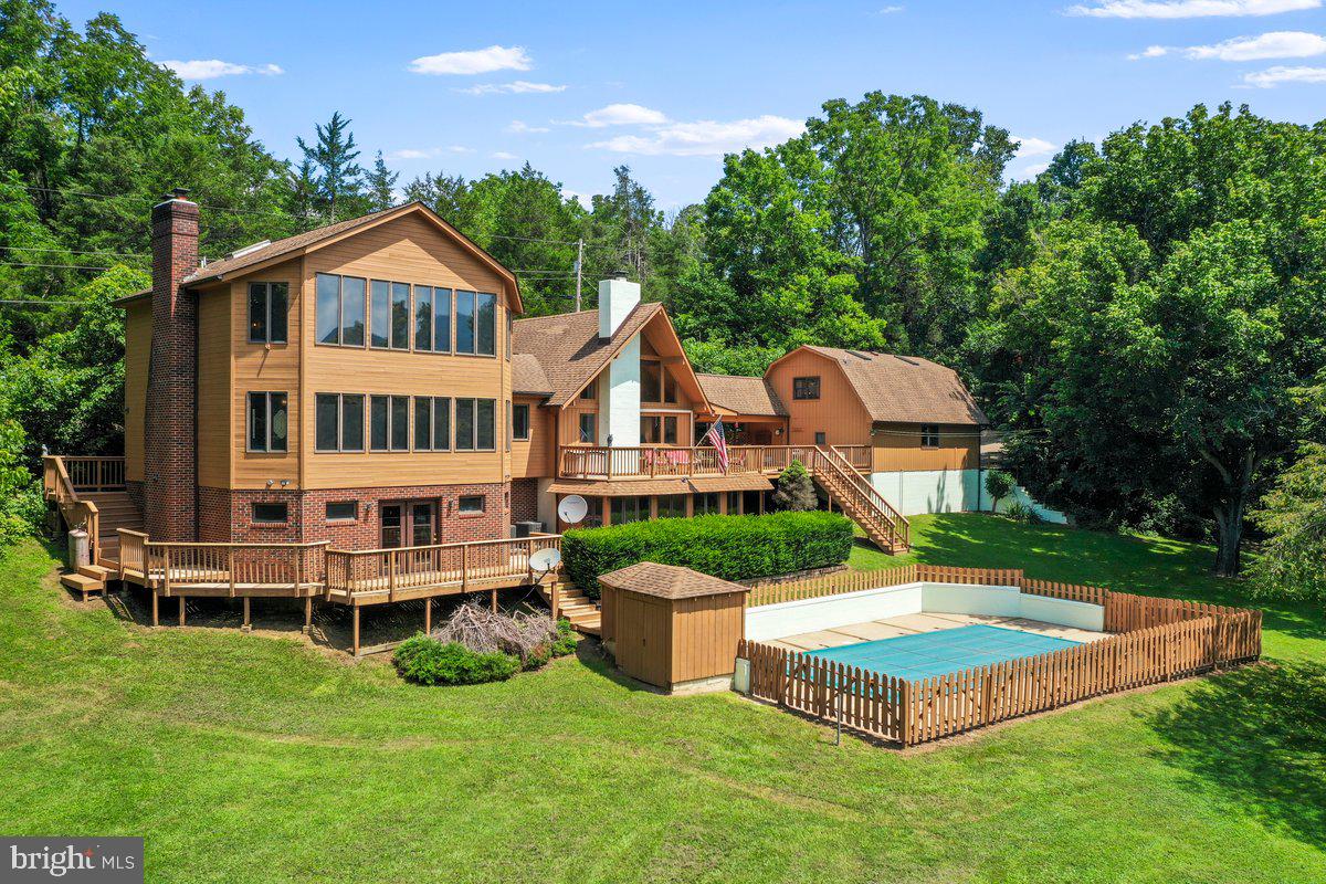 SHENANDOAH, Virginia 22849, 3 Bedrooms Bedrooms, ,5 BathroomsBathrooms,Residential,For sale,VAPA2005222 MLS # VAPA2005222