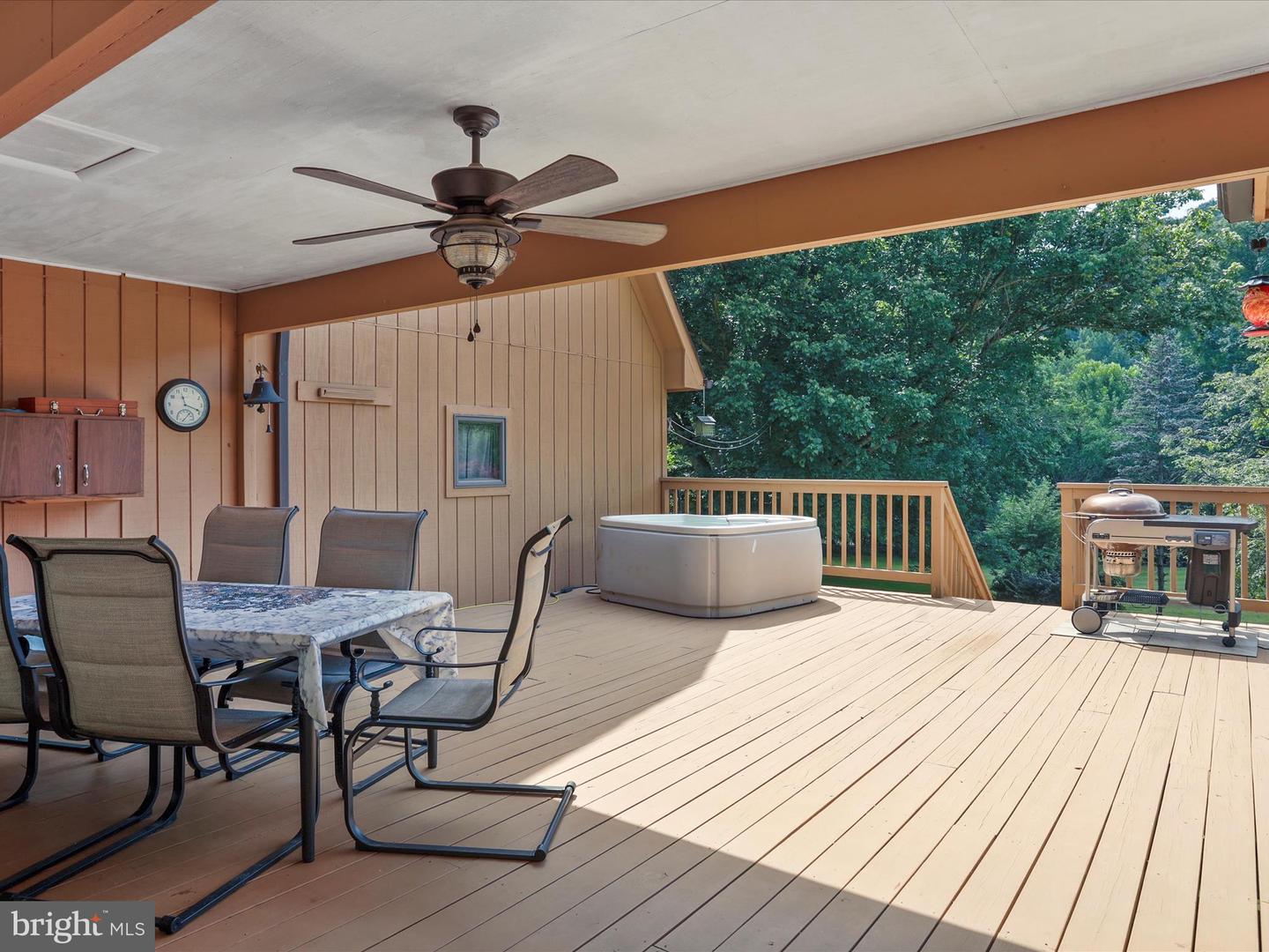 SHENANDOAH, Virginia 22849, 3 Bedrooms Bedrooms, ,5 BathroomsBathrooms,Residential,For sale,VAPA2005222 MLS # VAPA2005222