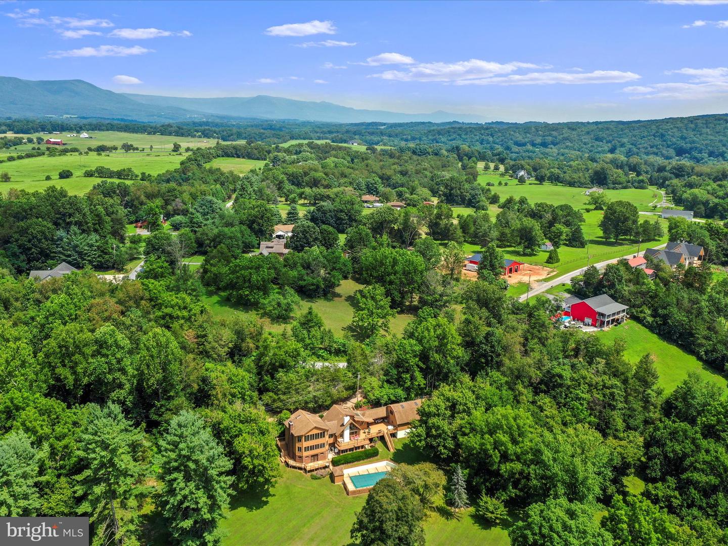 SHENANDOAH, Virginia 22849, 3 Bedrooms Bedrooms, ,5 BathroomsBathrooms,Residential,For sale,VAPA2005222 MLS # VAPA2005222