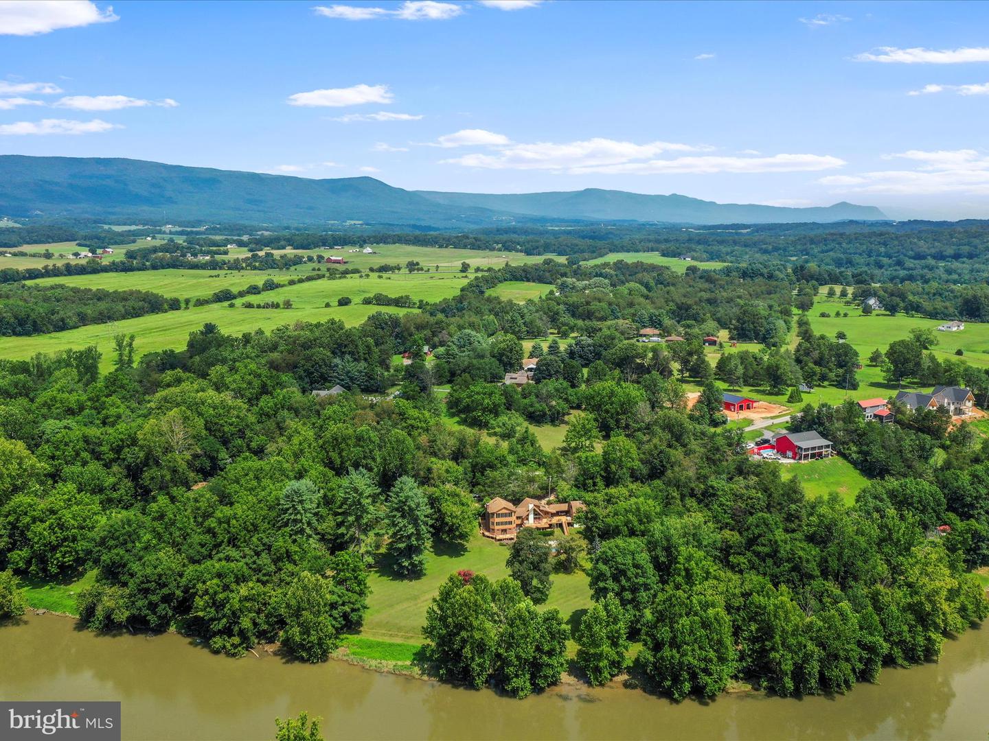 SHENANDOAH, Virginia 22849, 3 Bedrooms Bedrooms, ,5 BathroomsBathrooms,Residential,For sale,VAPA2005222 MLS # VAPA2005222