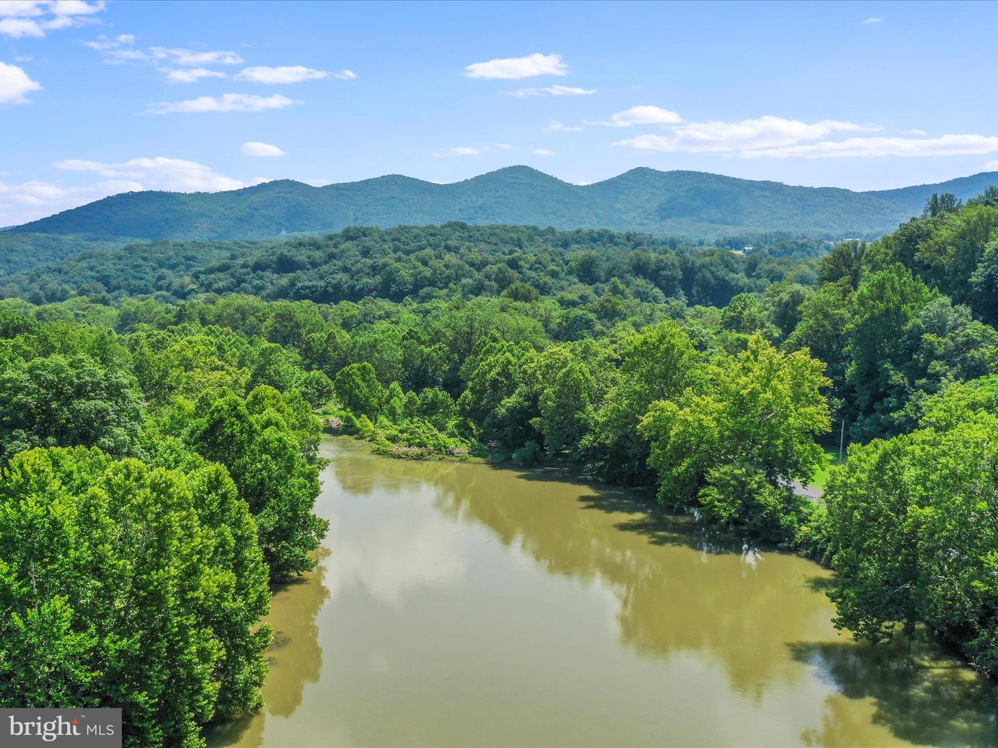 SHENANDOAH, Virginia 22849, 3 Bedrooms Bedrooms, ,5 BathroomsBathrooms,Residential,For sale,VAPA2005222 MLS # VAPA2005222