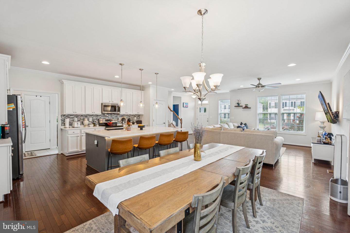 991 COASTAL AVE, STAFFORD, Virginia 22554, 5 Bedrooms Bedrooms, ,3 BathroomsBathrooms,Residential,For sale,991 COASTAL AVE,VAST2041402 MLS # VAST2041402