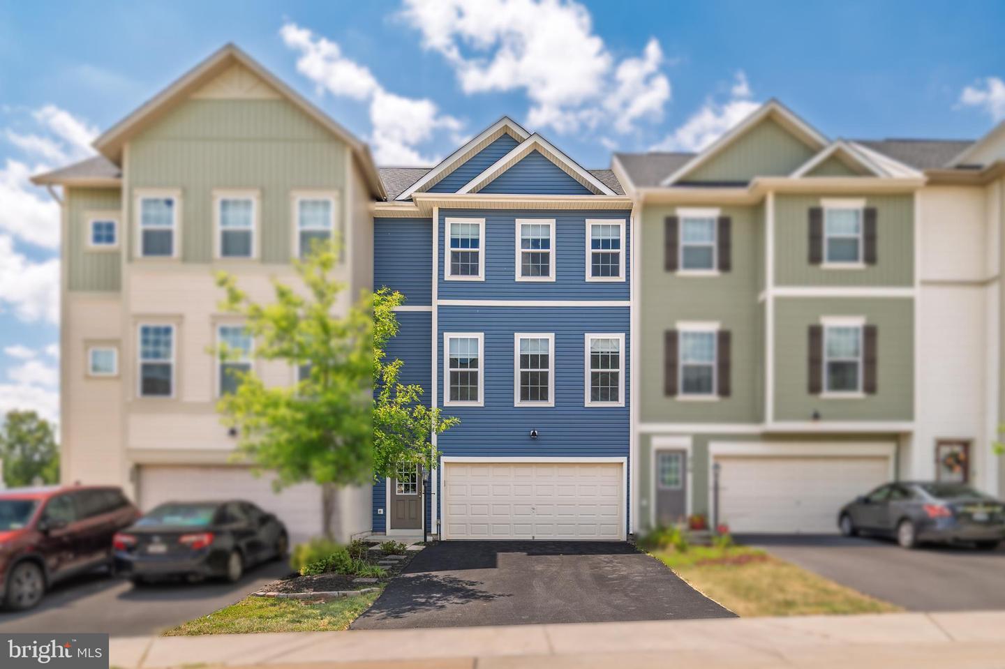 218 PATCHWORK DR, STEPHENSON, Virginia 22656, 3 Bedrooms Bedrooms, ,3 BathroomsBathrooms,Residential,For sale,218 PATCHWORK DR,VAFV2035846 MLS # VAFV2035846