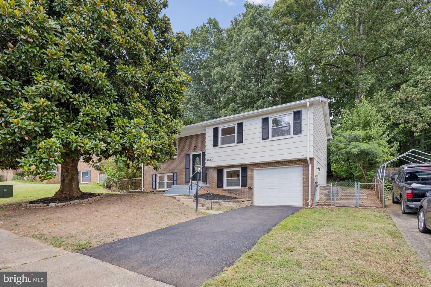 4704 KILBANE RD, WOODBRIDGE, Virginia 22193, 4 Bedrooms Bedrooms, ,3 BathroomsBathrooms,Residential,For sale,4704 KILBANE RD,VAPW2100680 MLS # VAPW2100680