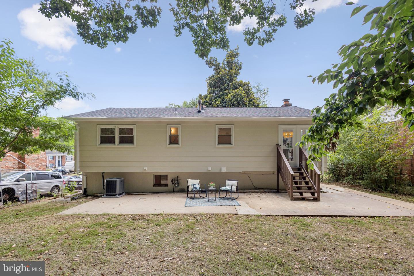 4704 KILBANE RD, WOODBRIDGE, Virginia 22193, 4 Bedrooms Bedrooms, ,3 BathroomsBathrooms,Residential,For sale,4704 KILBANE RD,VAPW2100680 MLS # VAPW2100680