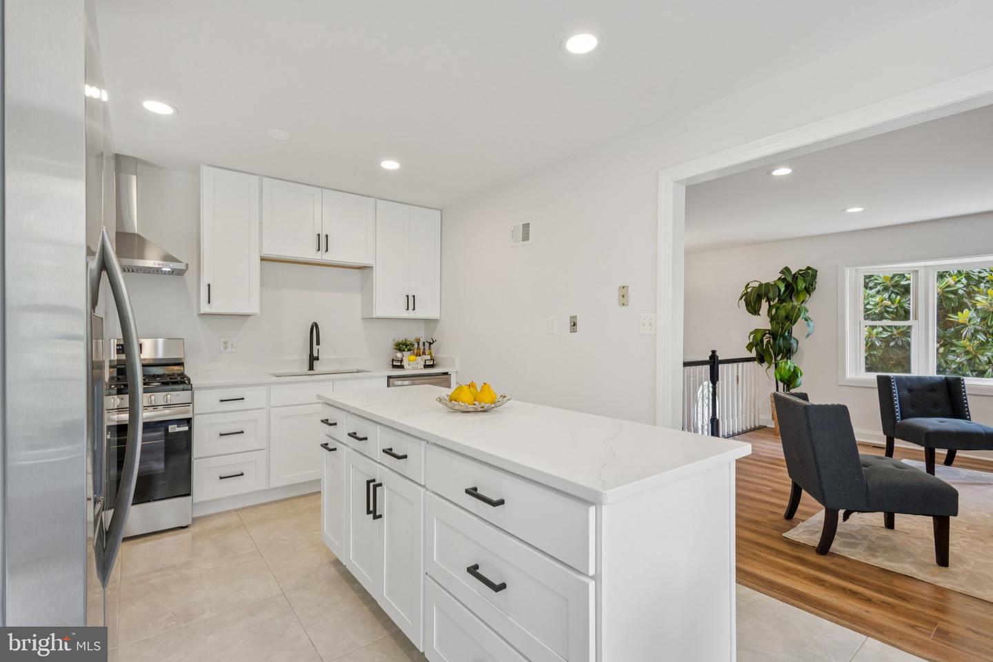 4704 KILBANE RD, WOODBRIDGE, Virginia 22193, 4 Bedrooms Bedrooms, ,3 BathroomsBathrooms,Residential,For sale,4704 KILBANE RD,VAPW2100680 MLS # VAPW2100680